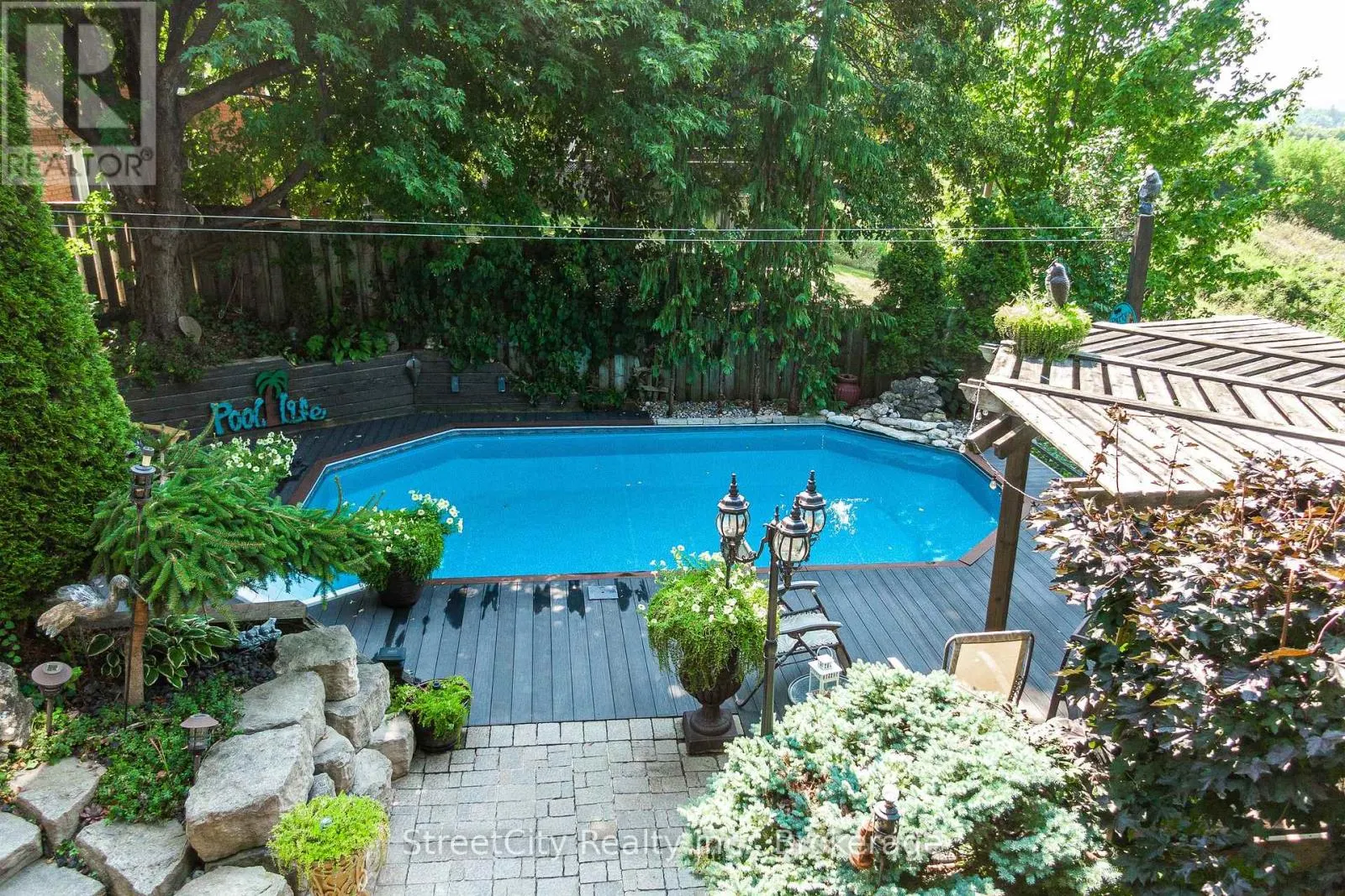 34 NITHVIEW COURT