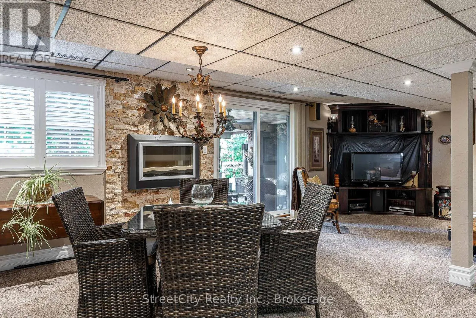 34 NITHVIEW COURT