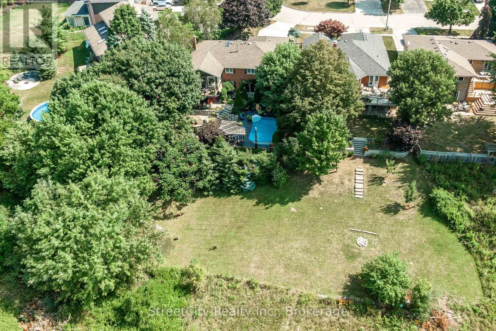 34 NITHVIEW COURT