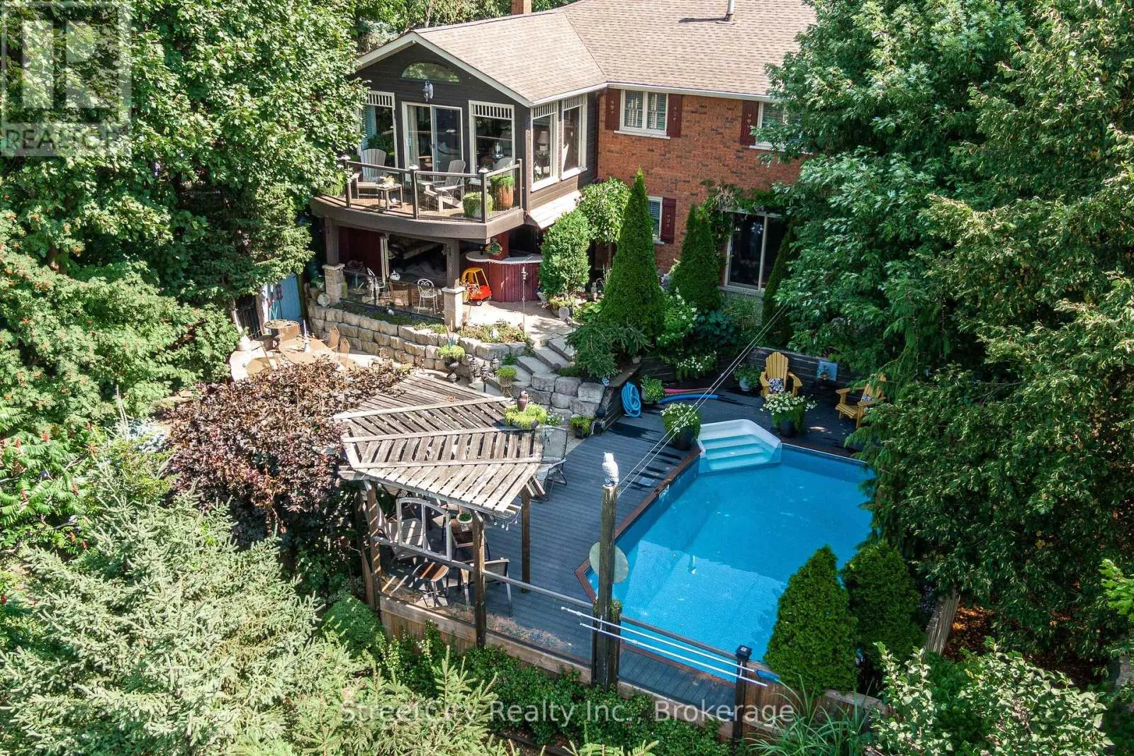34 NITHVIEW COURT