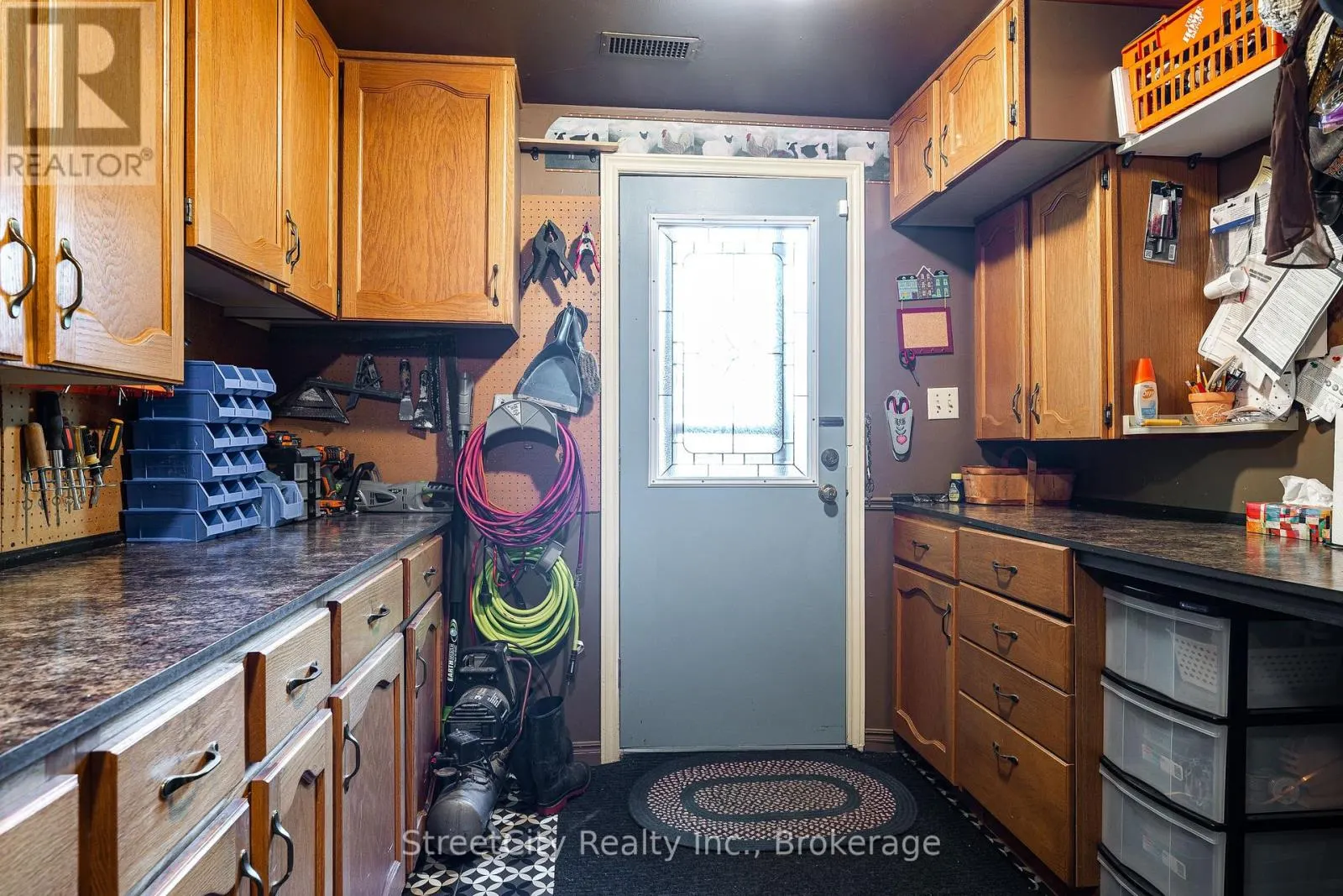 34 NITHVIEW COURT
