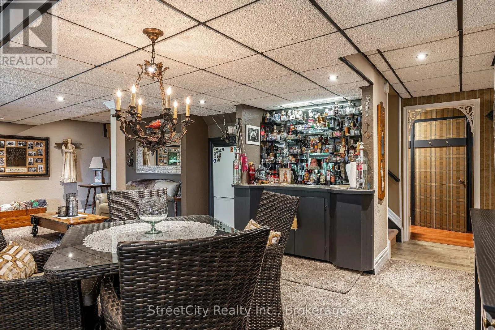 34 NITHVIEW COURT