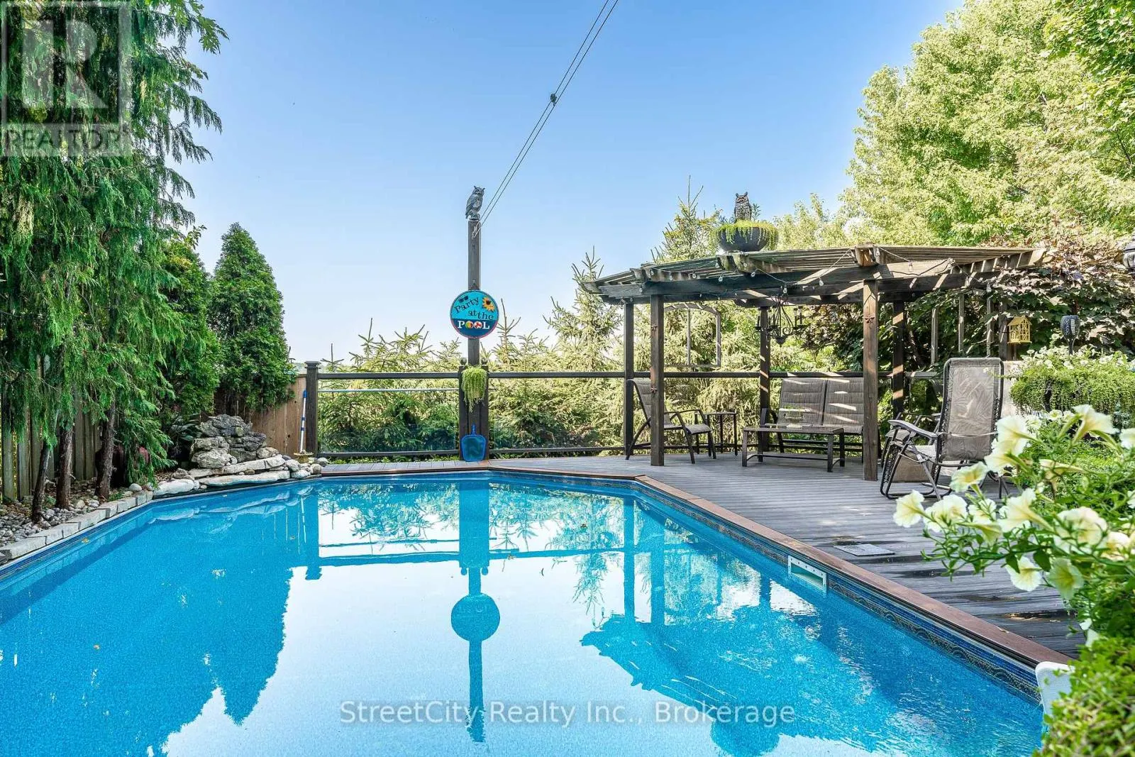 34 NITHVIEW COURT
