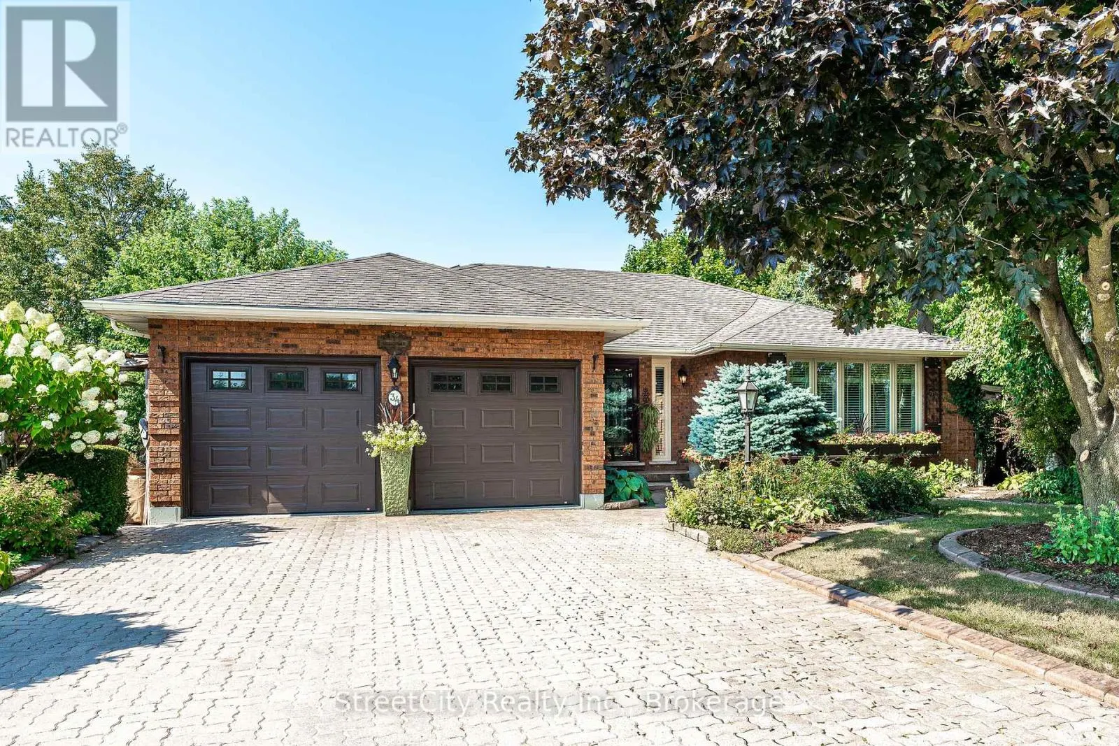 34 NITHVIEW COURT