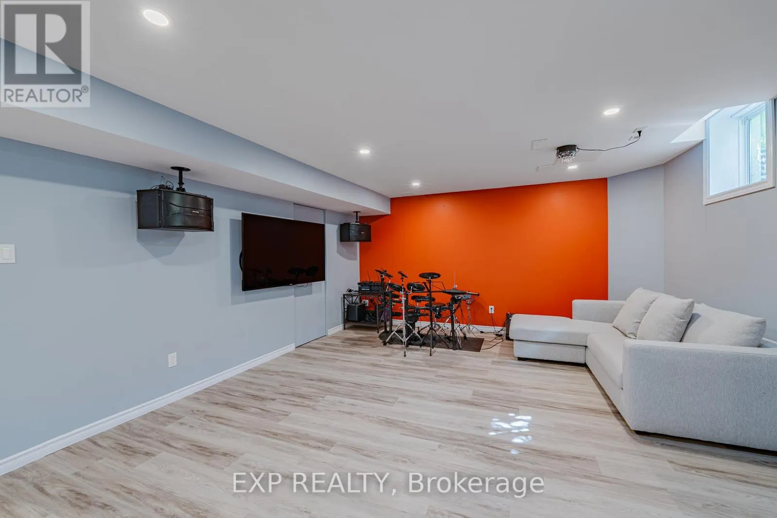 3308 RIVERSET CRESCENT