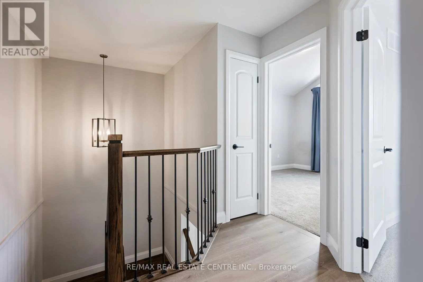 3 GRUNDY CRESCENT
