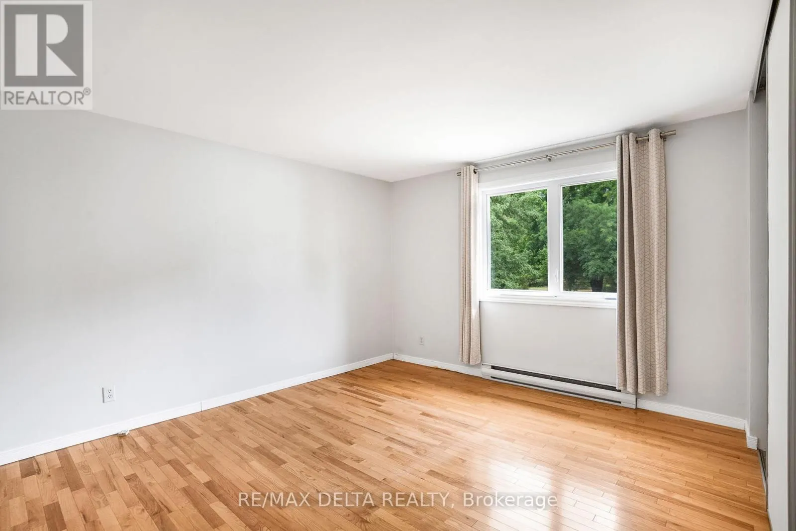 701 CON 9 PLANTAGENET CONCESSION