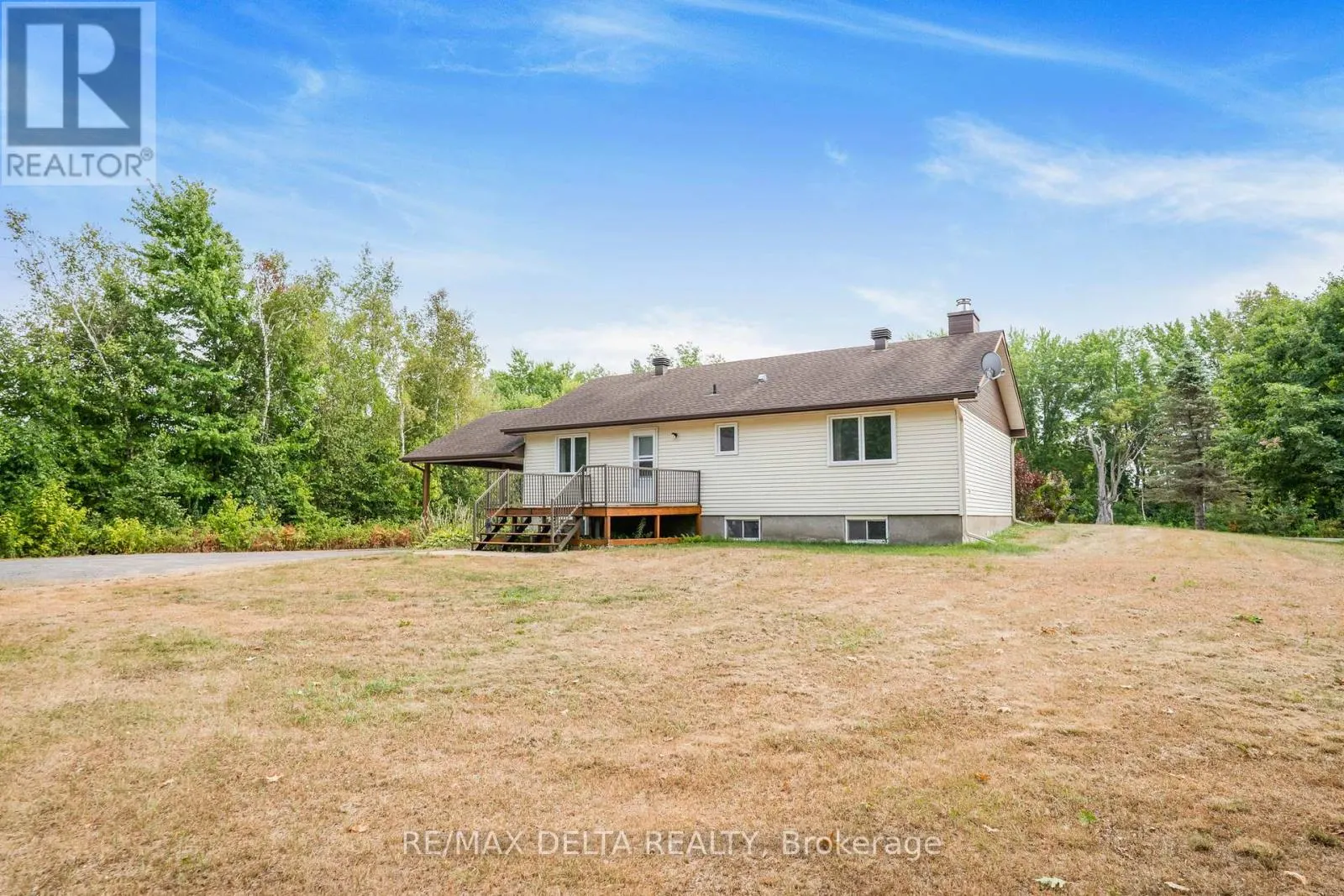 701 CON 9 PLANTAGENET CONCESSION