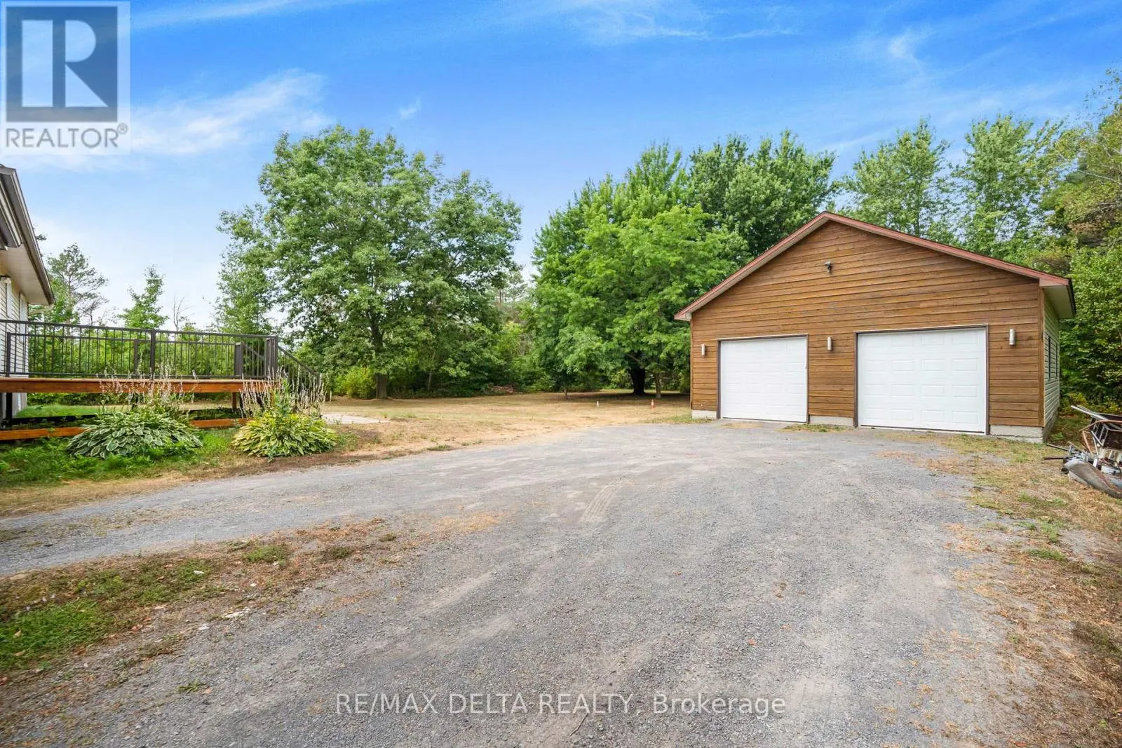 701 CON 9 PLANTAGENET CONCESSION
