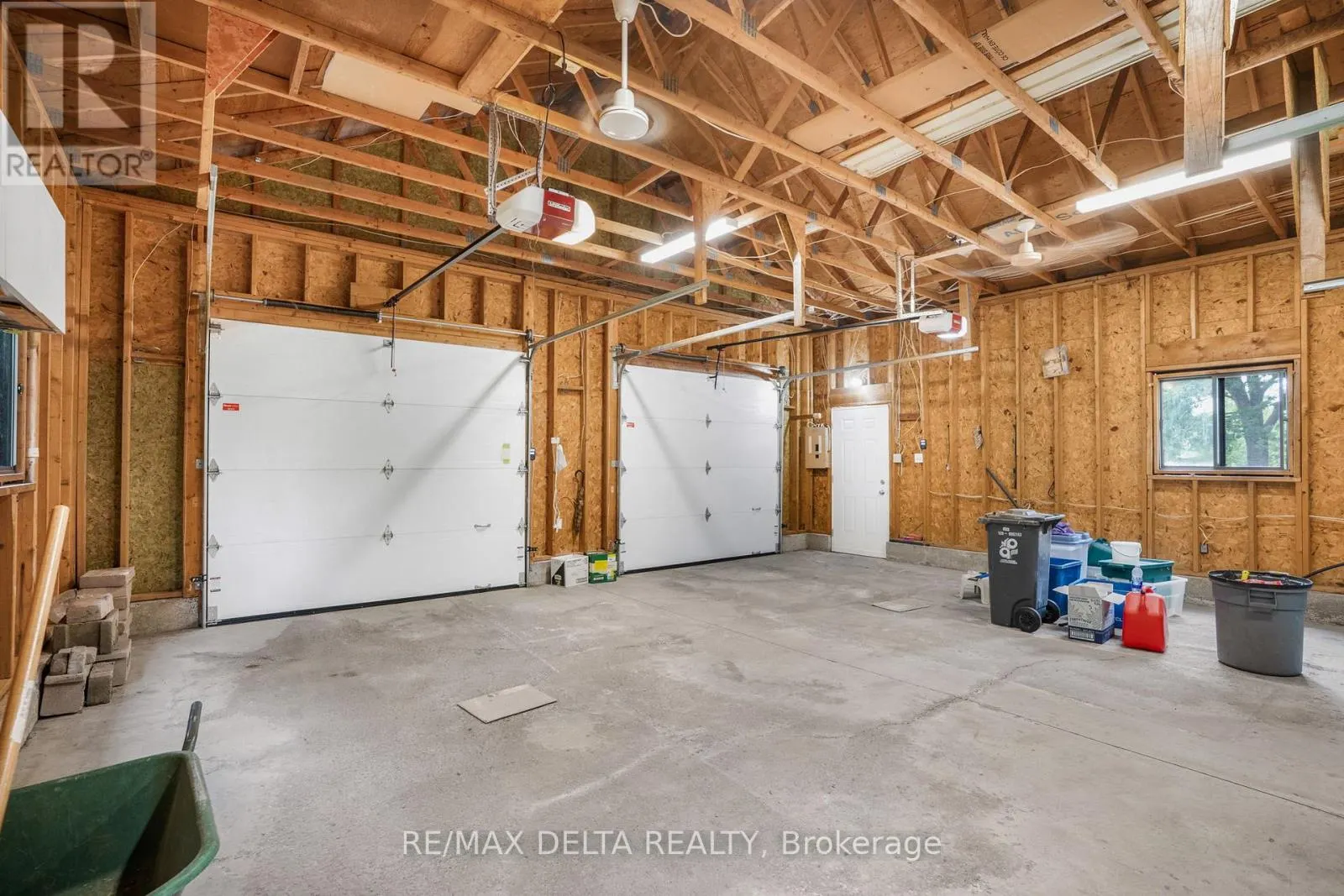 701 CON 9 PLANTAGENET CONCESSION