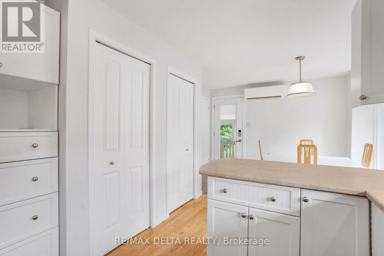 701 CON 9 PLANTAGENET CONCESSION
