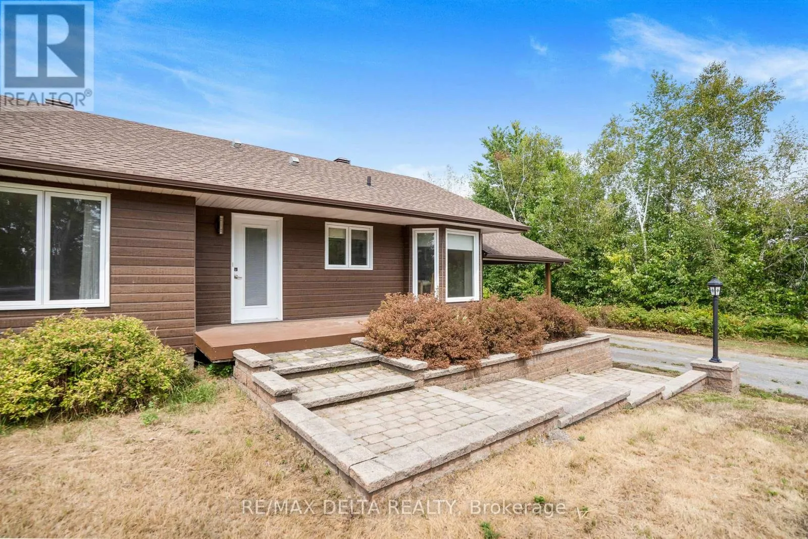 701 CON 9 PLANTAGENET CONCESSION
