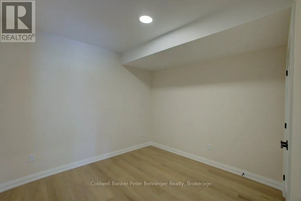5 - 311 ARNAUD STREET, #5