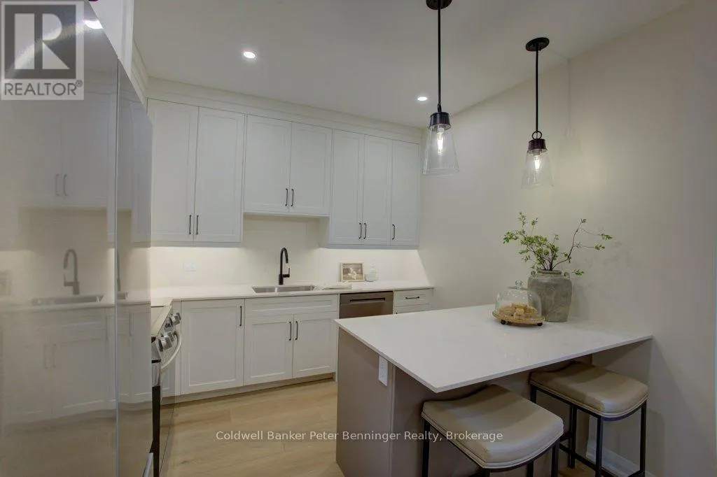5 - 311 ARNAUD STREET, #5