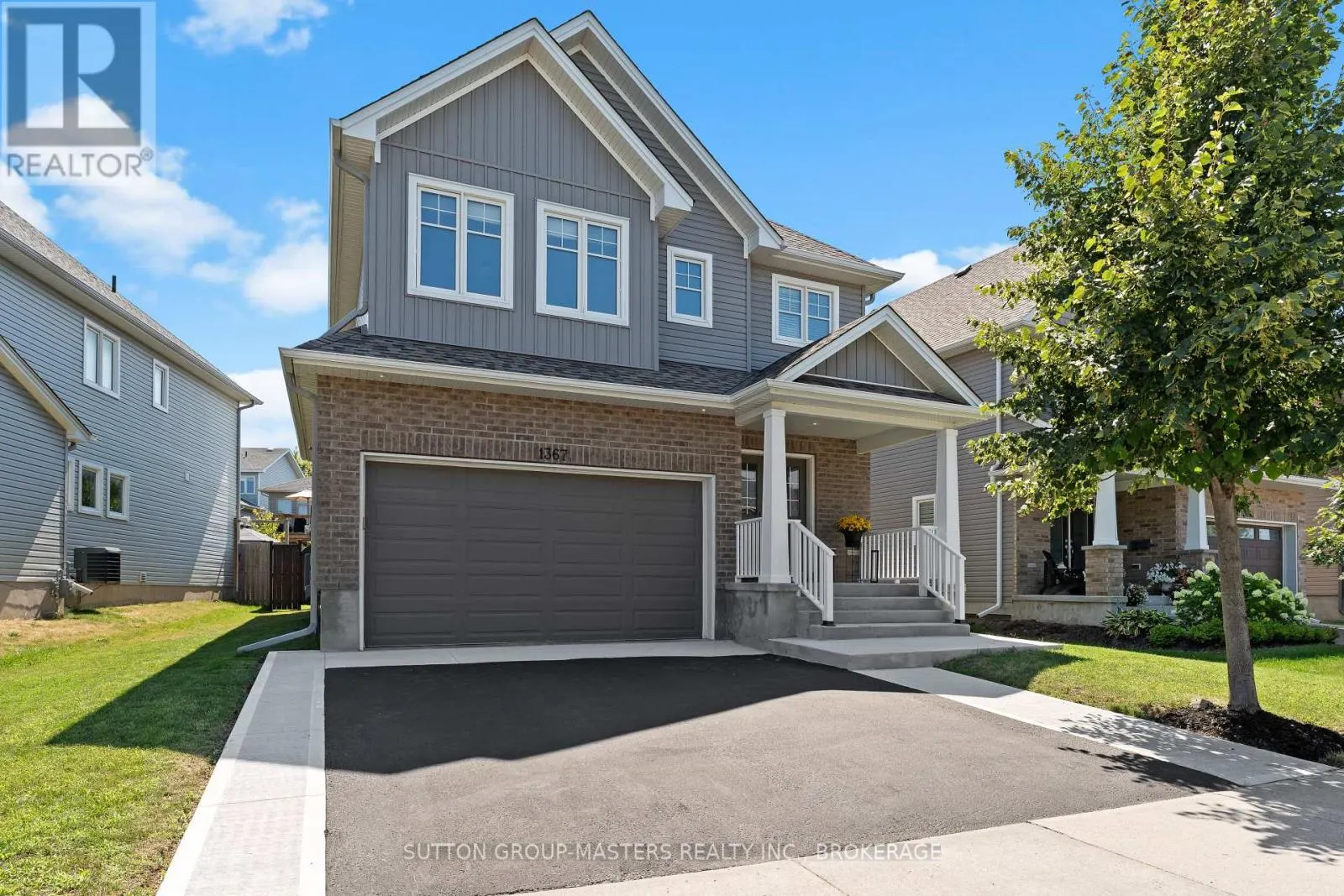 1367 WATERSIDE WAY