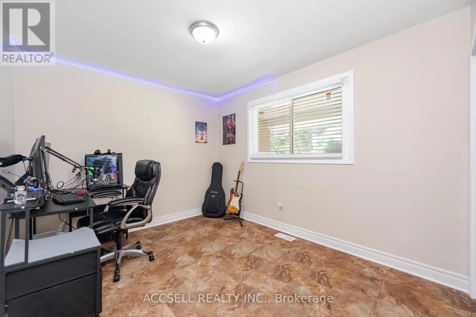 4 TANNER CIRCLE