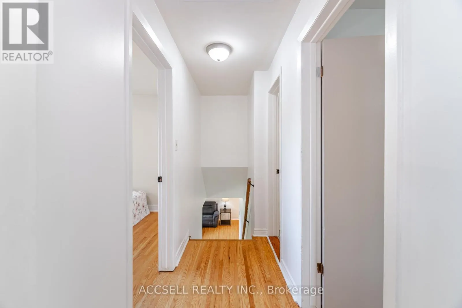 4 TANNER CIRCLE
