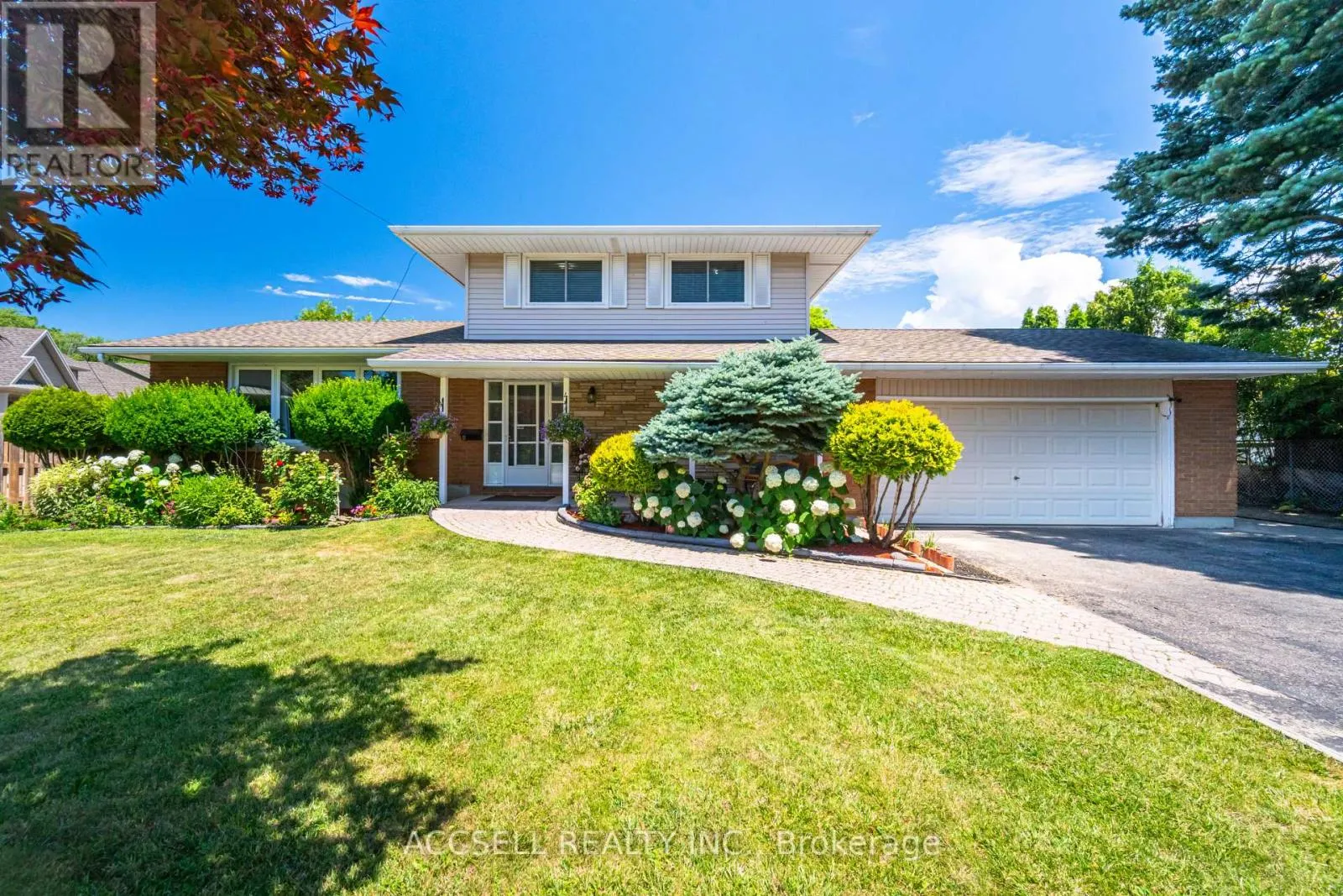 4 TANNER CIRCLE