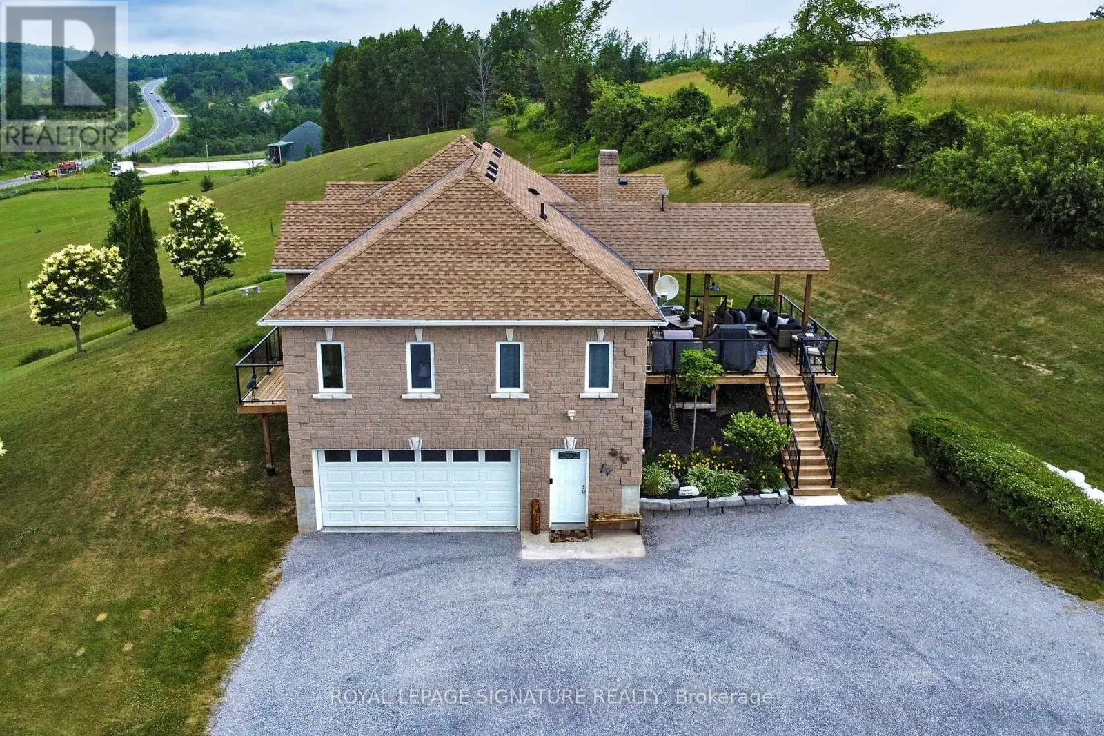 4 CONCESSION RD 8 E