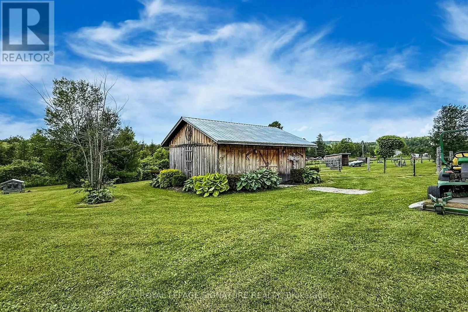 4 CONCESSION RD 8 E
