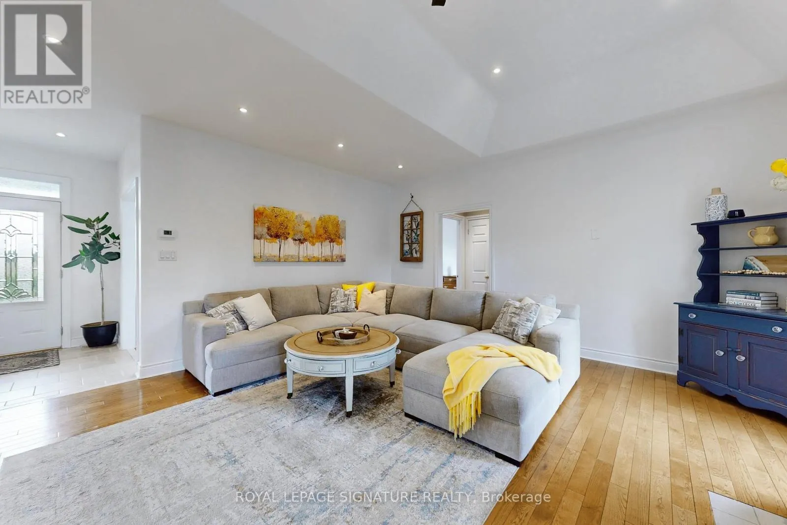 4 CONCESSION RD 8 E