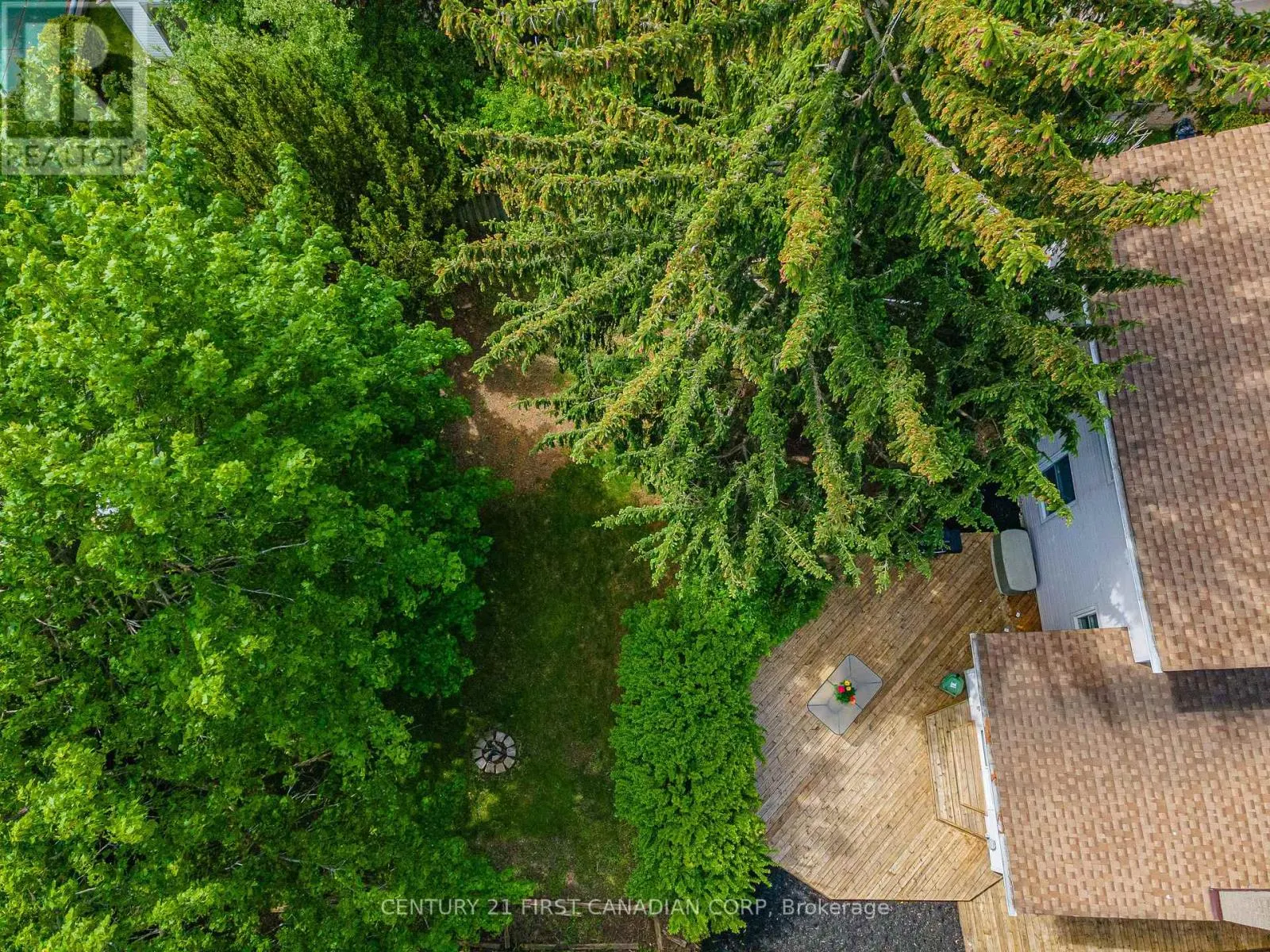 24 BARTLETT CRESCENT
