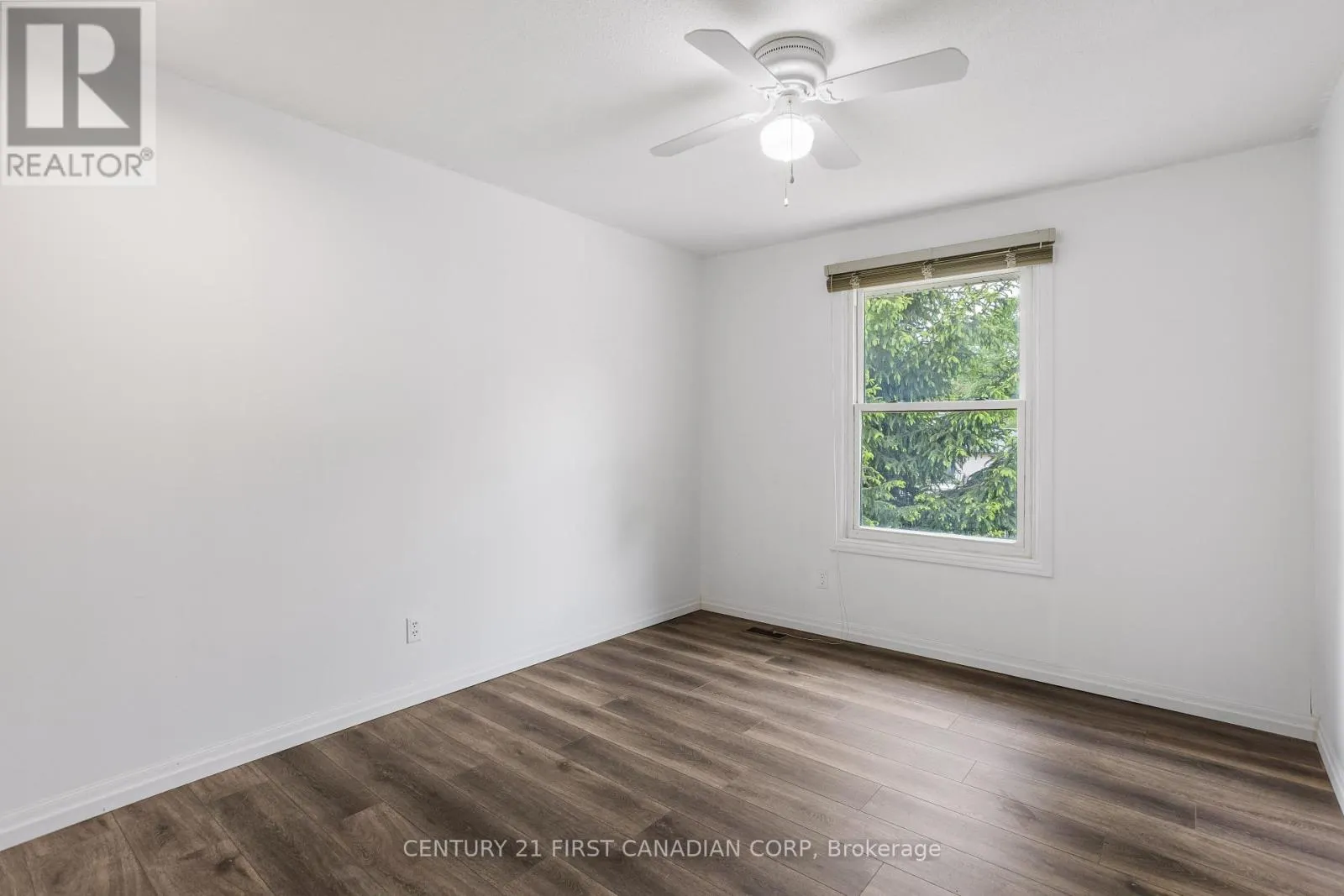 24 BARTLETT CRESCENT