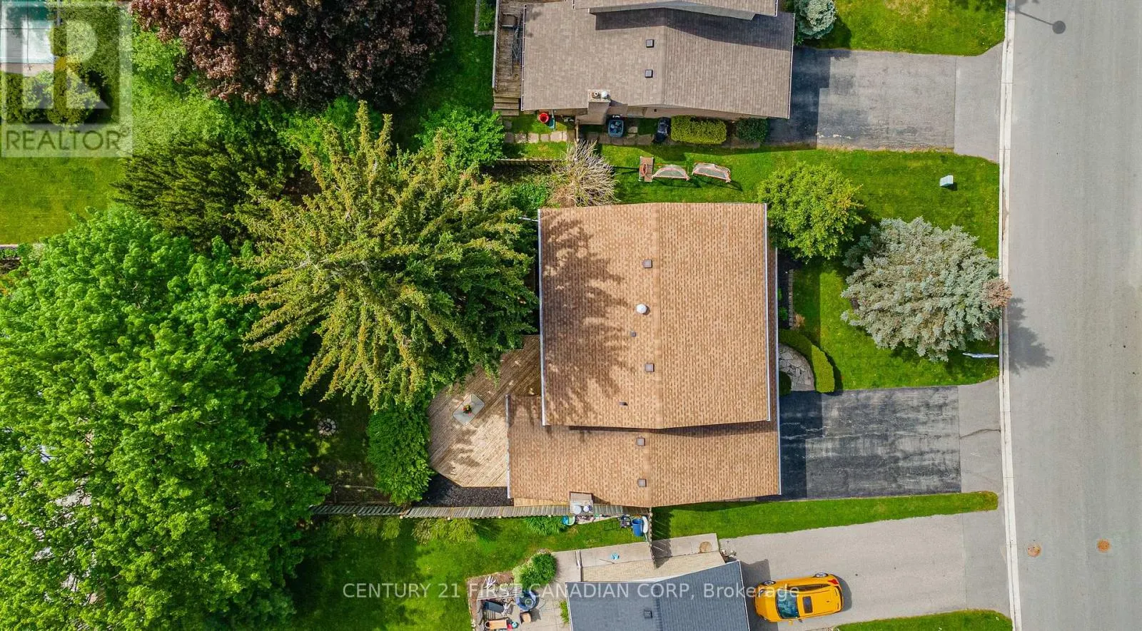 24 BARTLETT CRESCENT