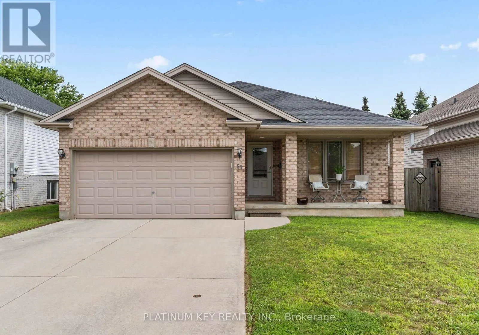 51 QUEENSWAY DRIVE