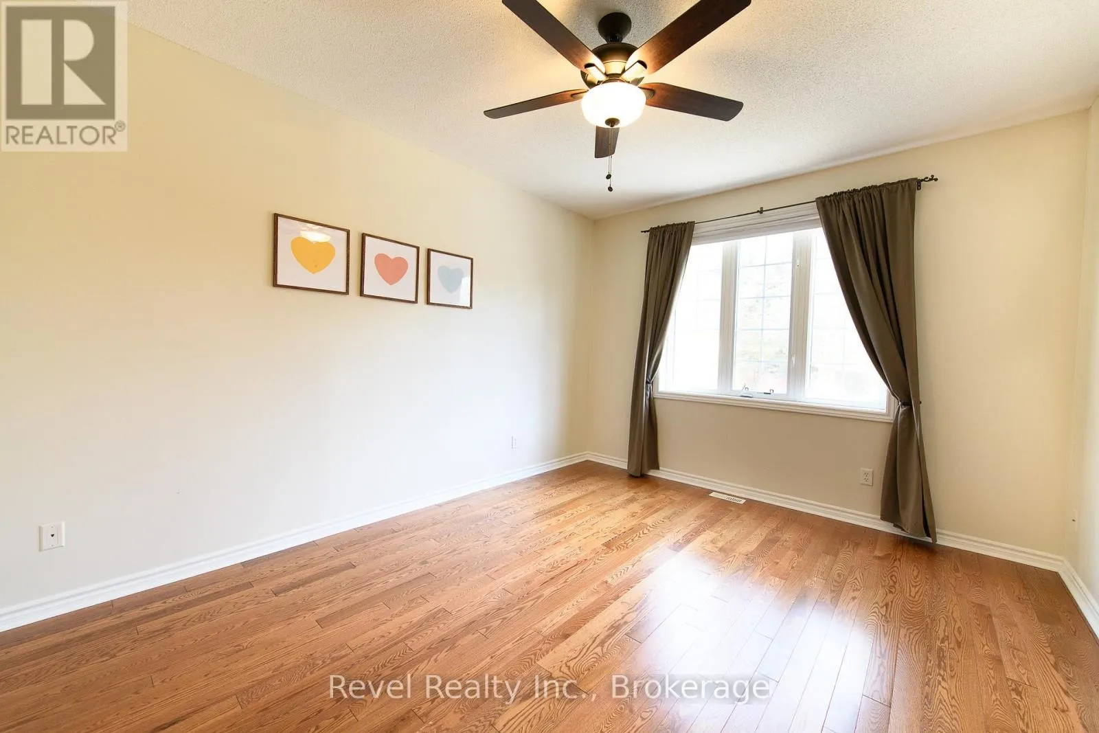 19 - 110 NAPIER STREET W, #19