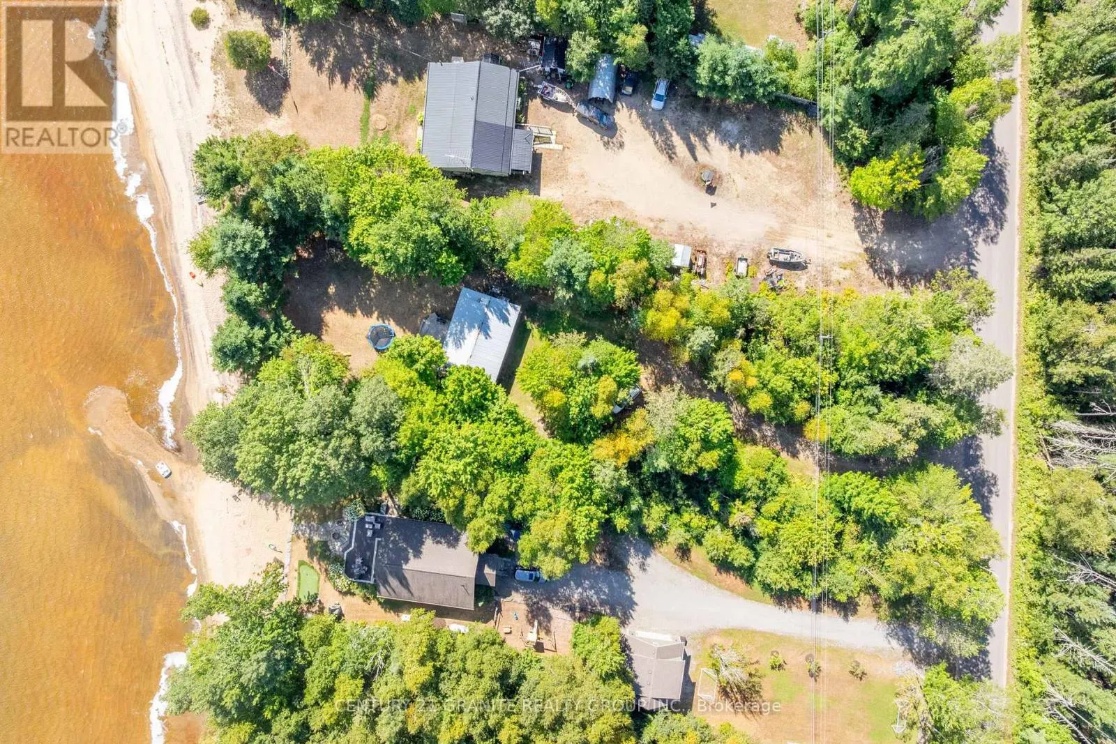 920 PAPINEAU LAKE ROAD