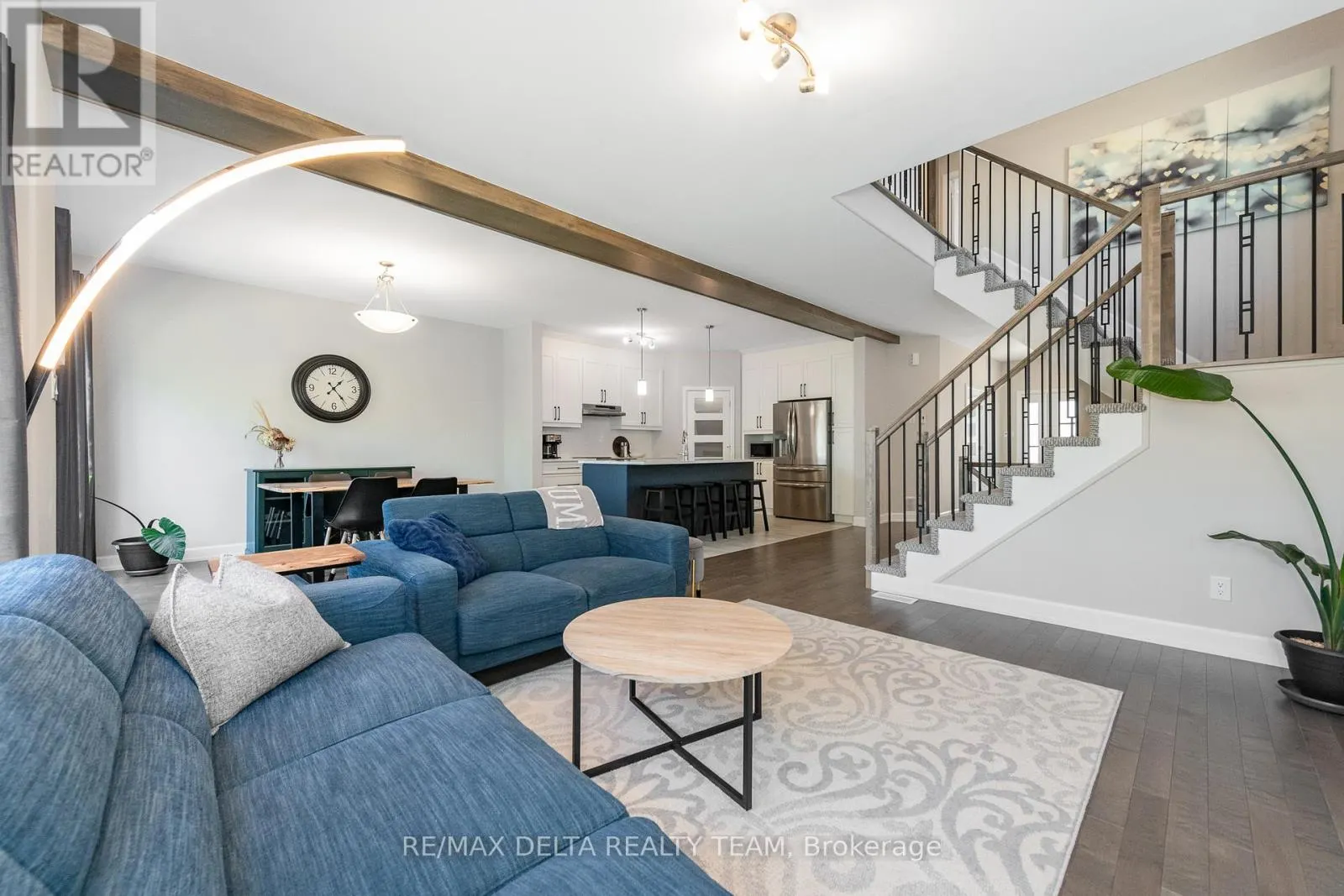 688 GENEVA CRESCENT