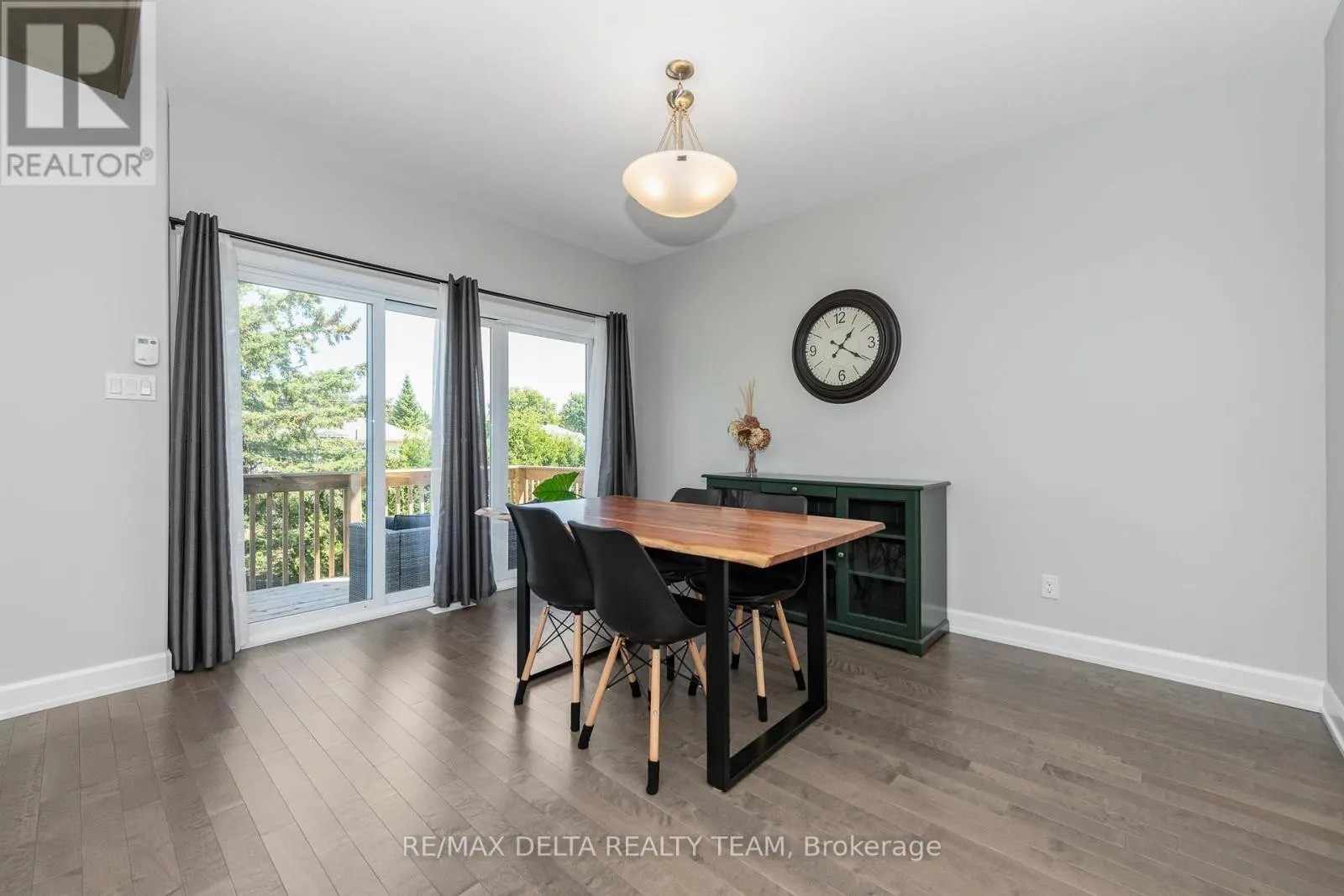 688 GENEVA CRESCENT
