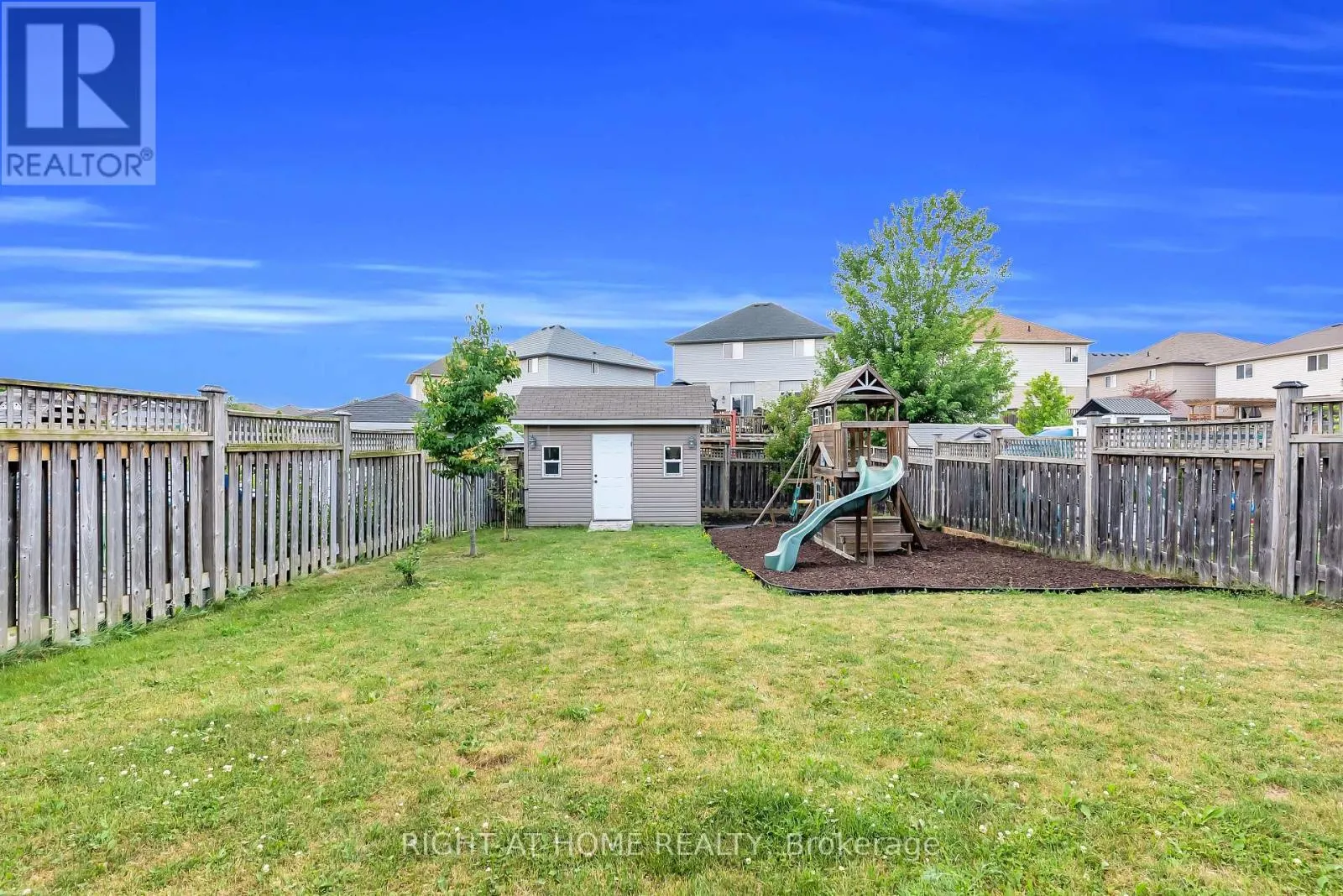 25 STONEGLEN WAY