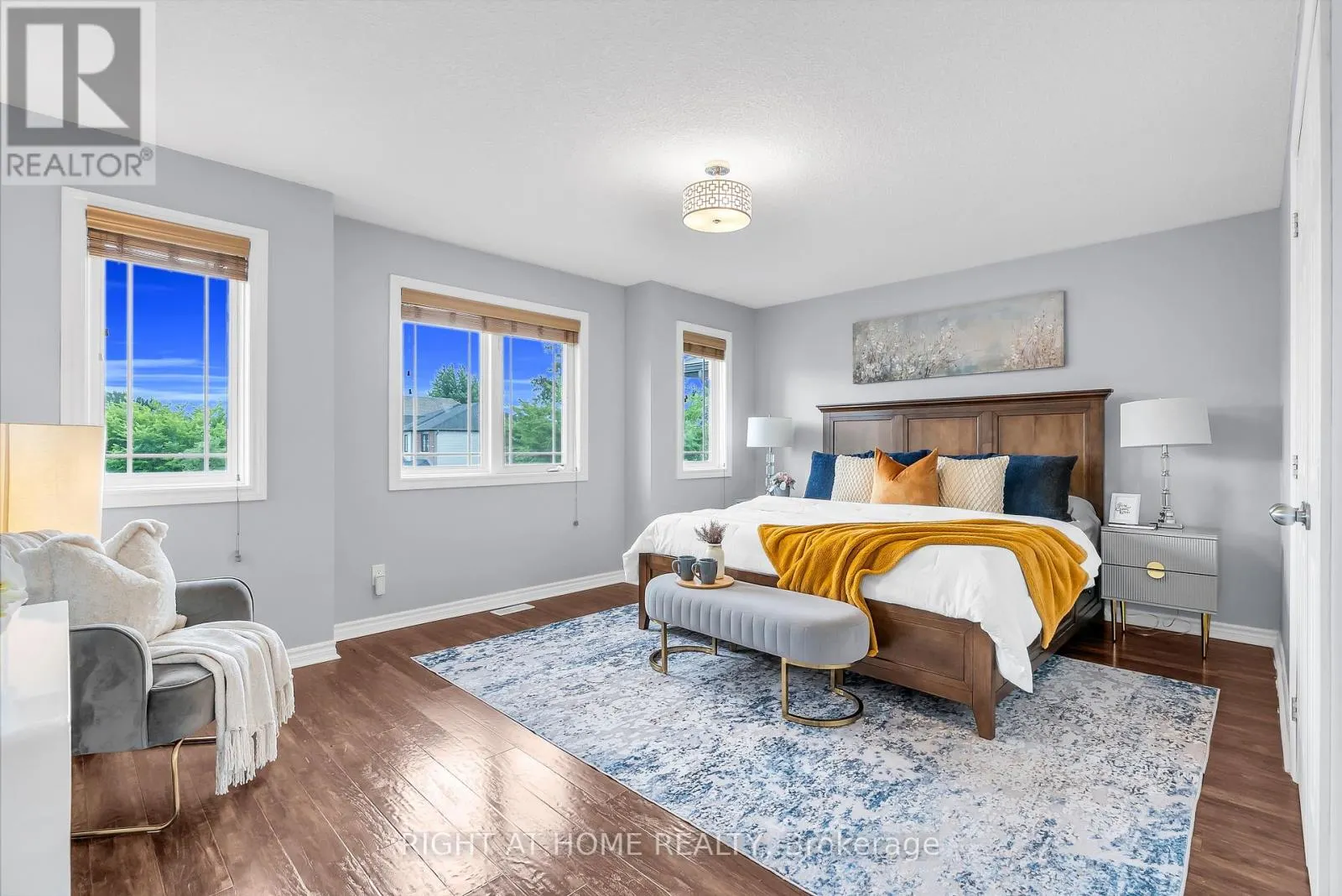 25 STONEGLEN WAY