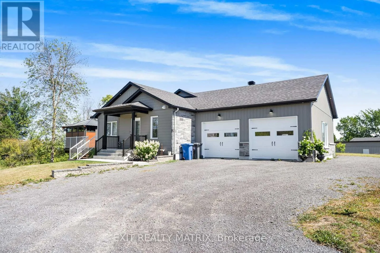 3515 FRONT ROAD E