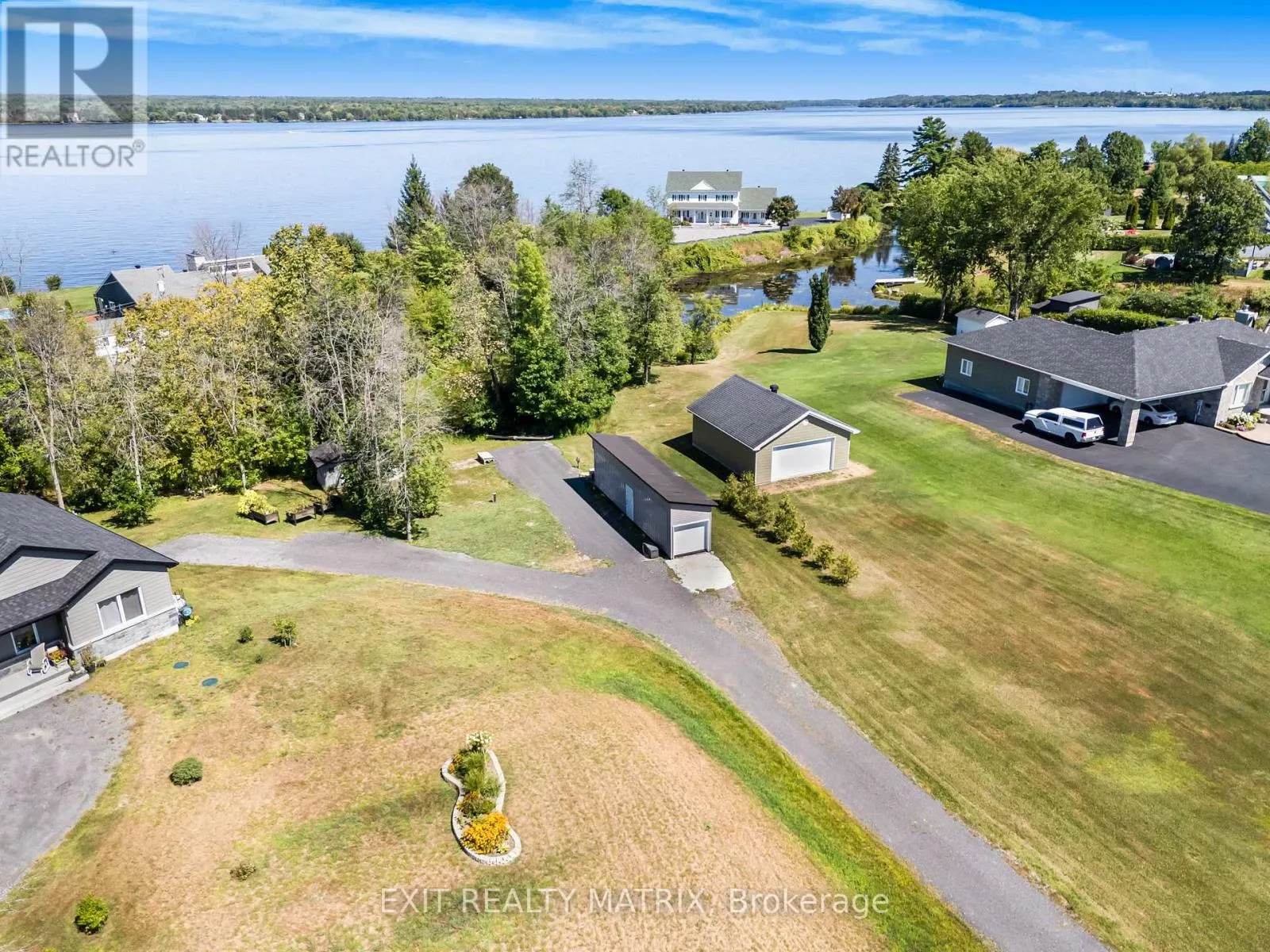 3515 FRONT ROAD E