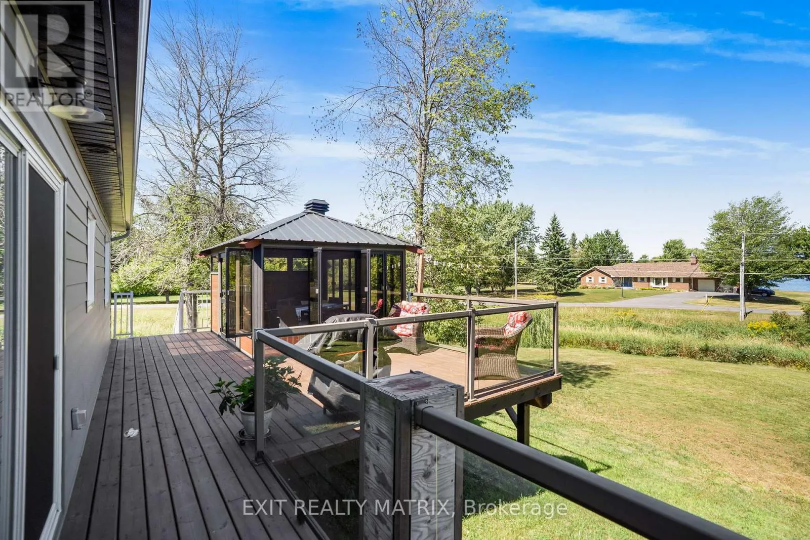3515 FRONT ROAD E
