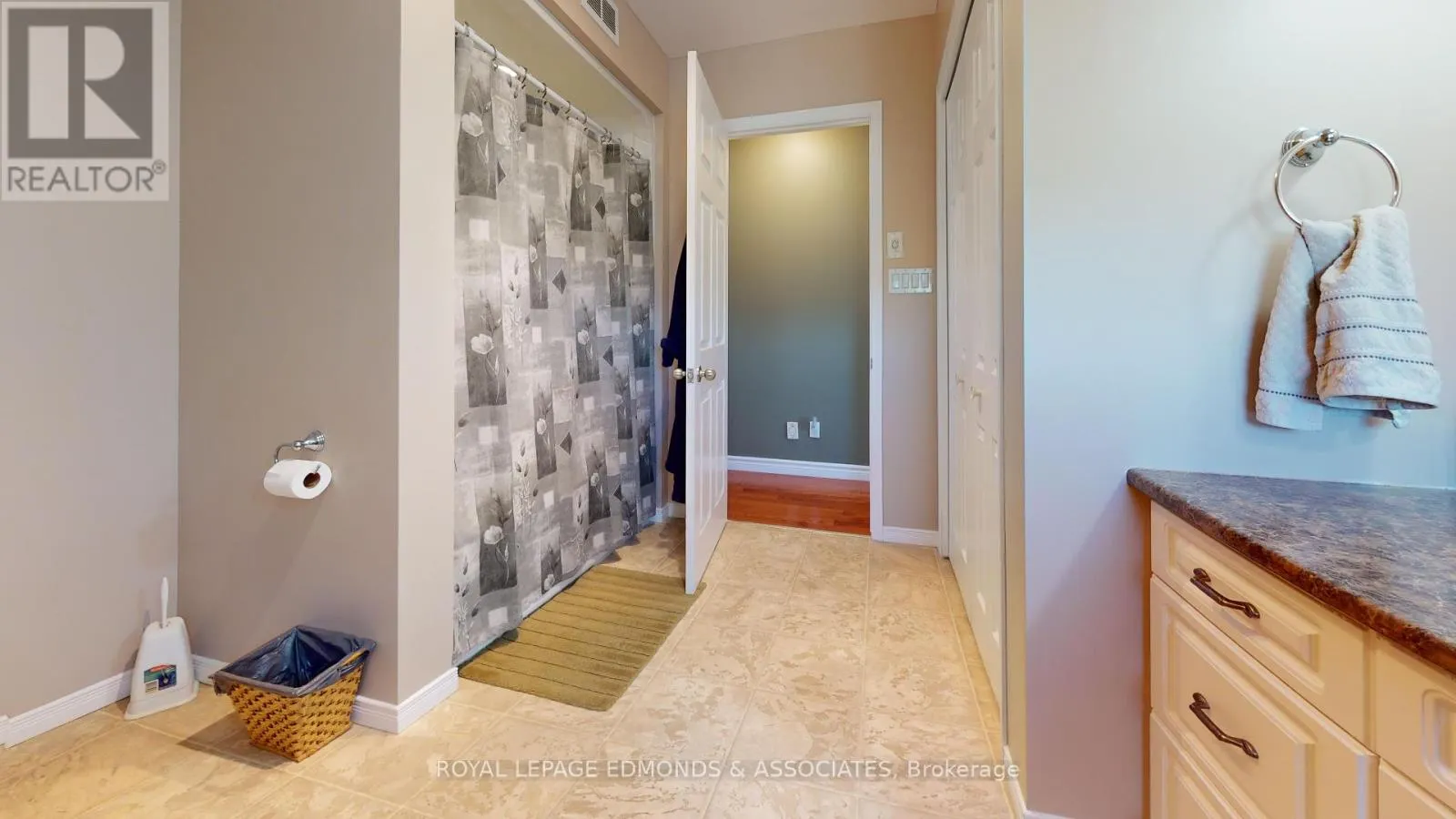 1388 BROMLEY LINE E