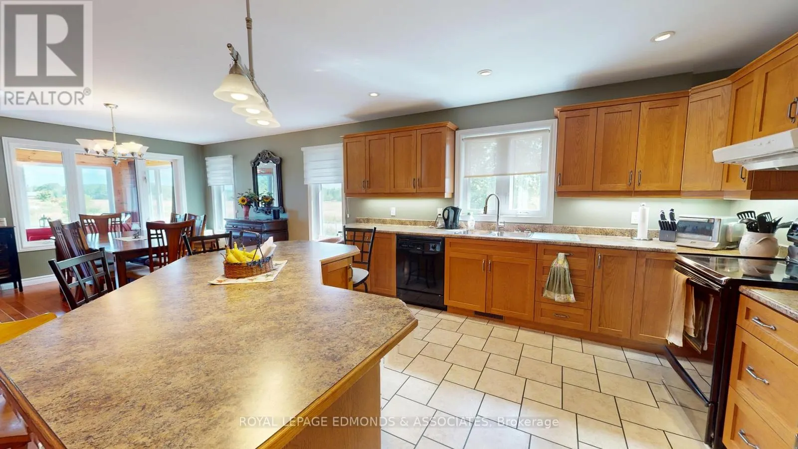 1388 BROMLEY LINE E