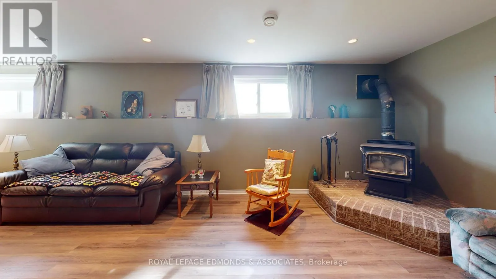 1388 BROMLEY LINE E