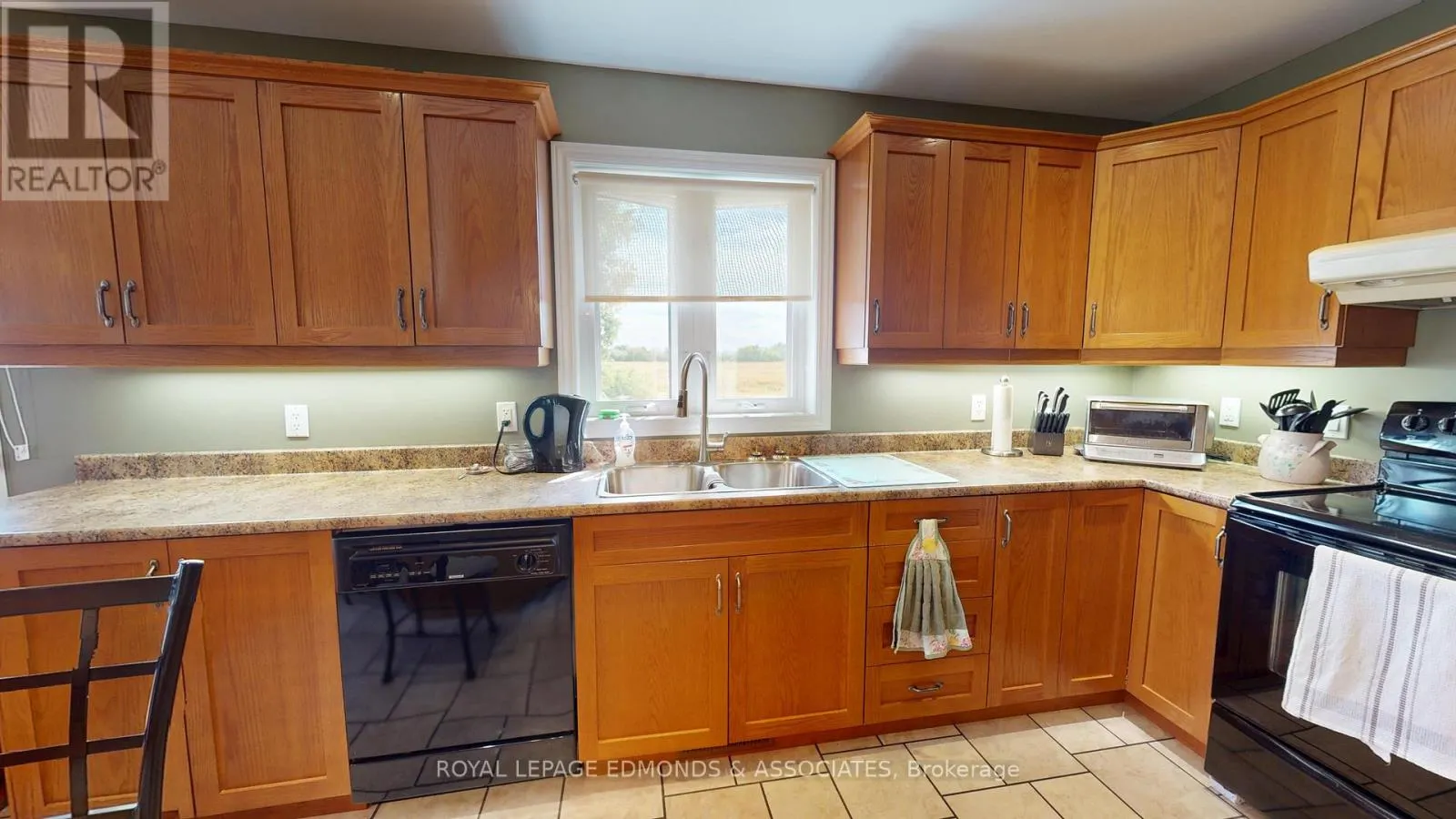 1388 BROMLEY LINE E