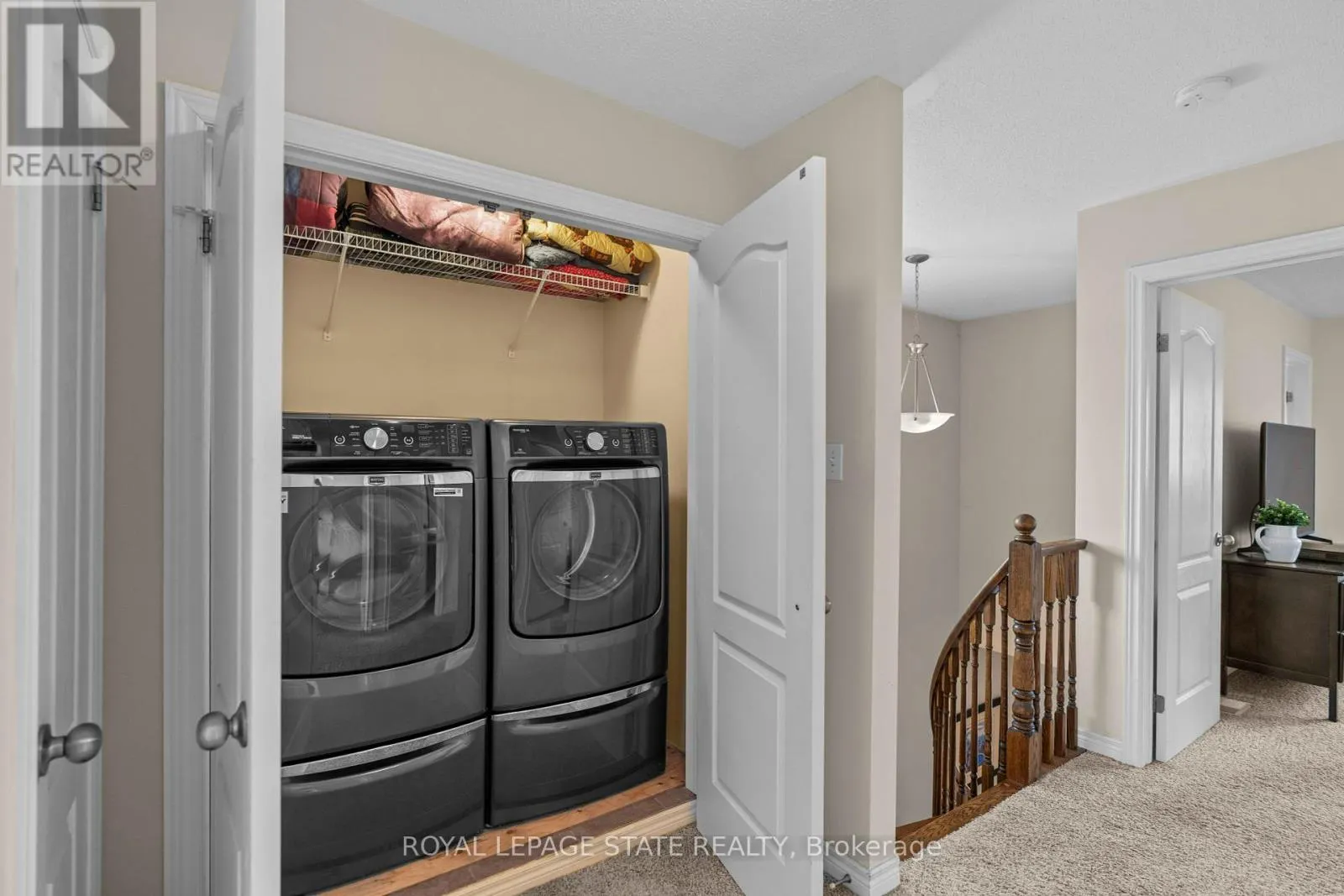 27 MARINA POINT CRESCENT
