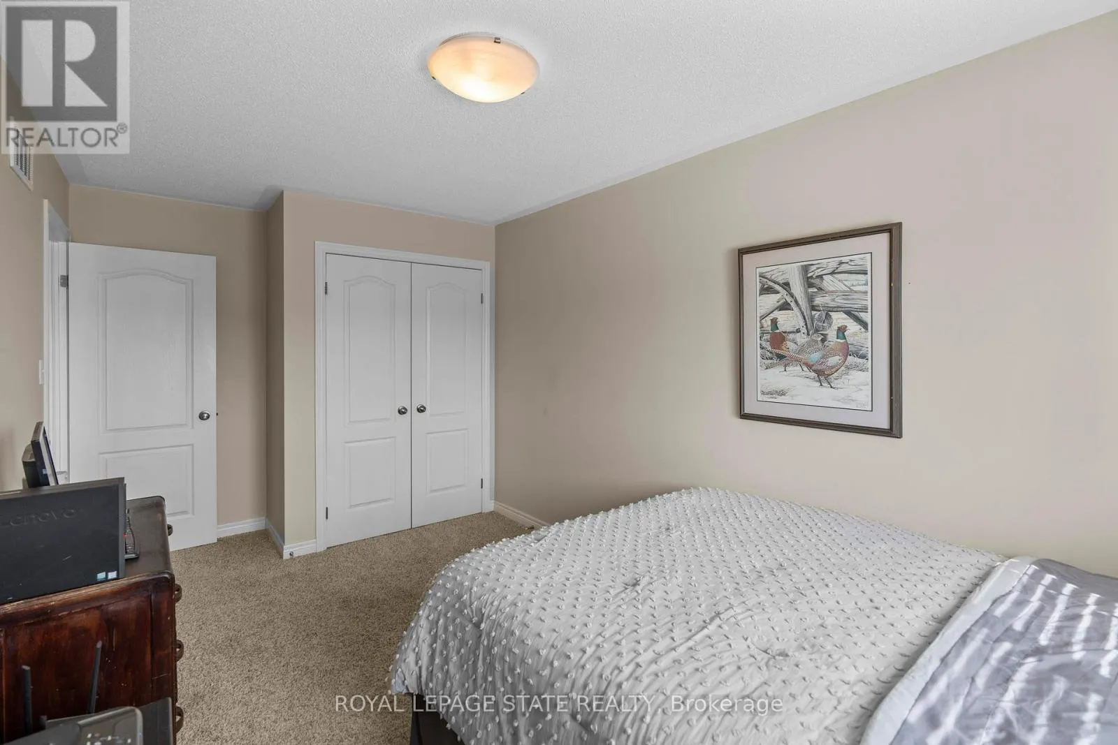 27 MARINA POINT CRESCENT
