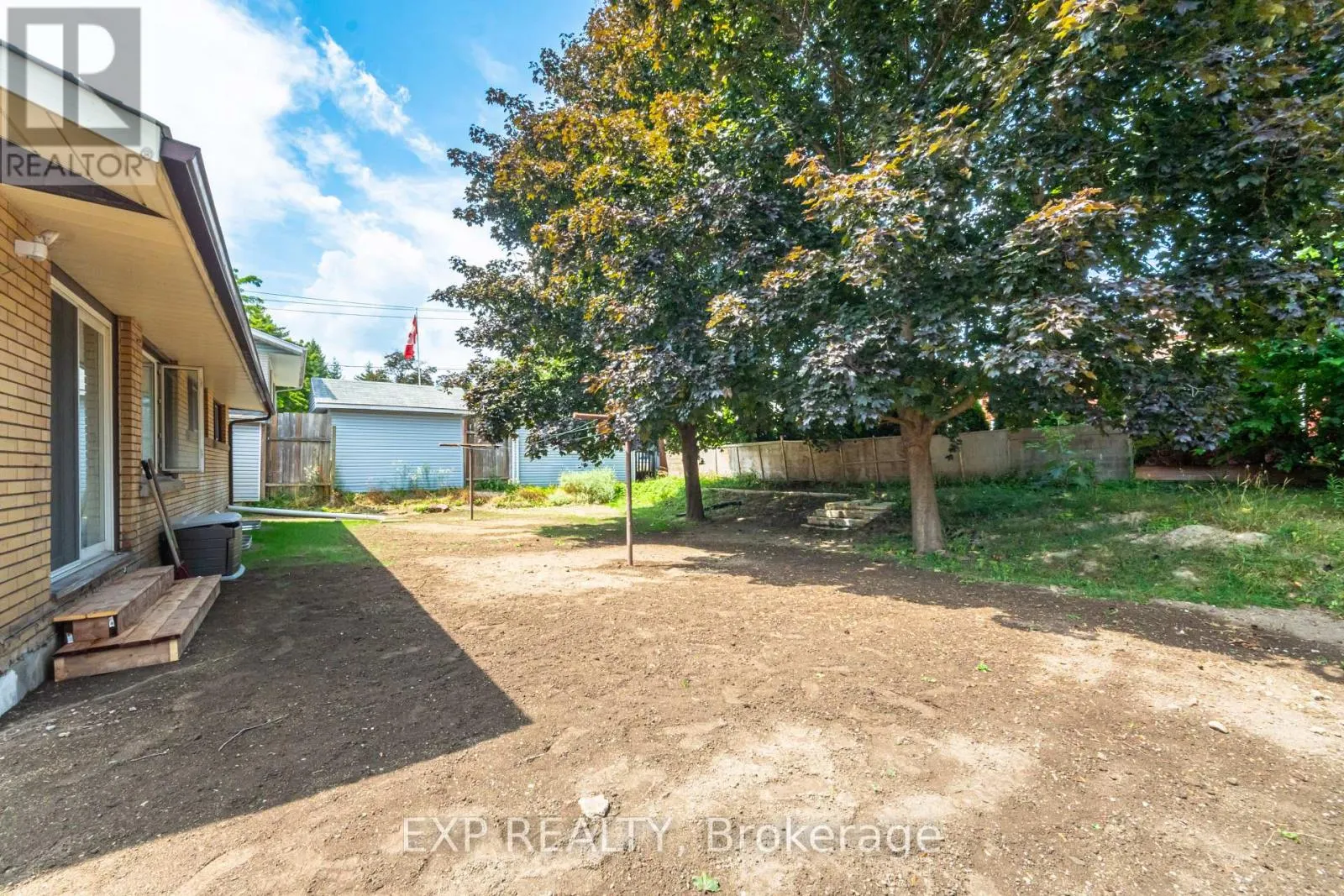 LOWER - 214 FOREST HILL DRIVE