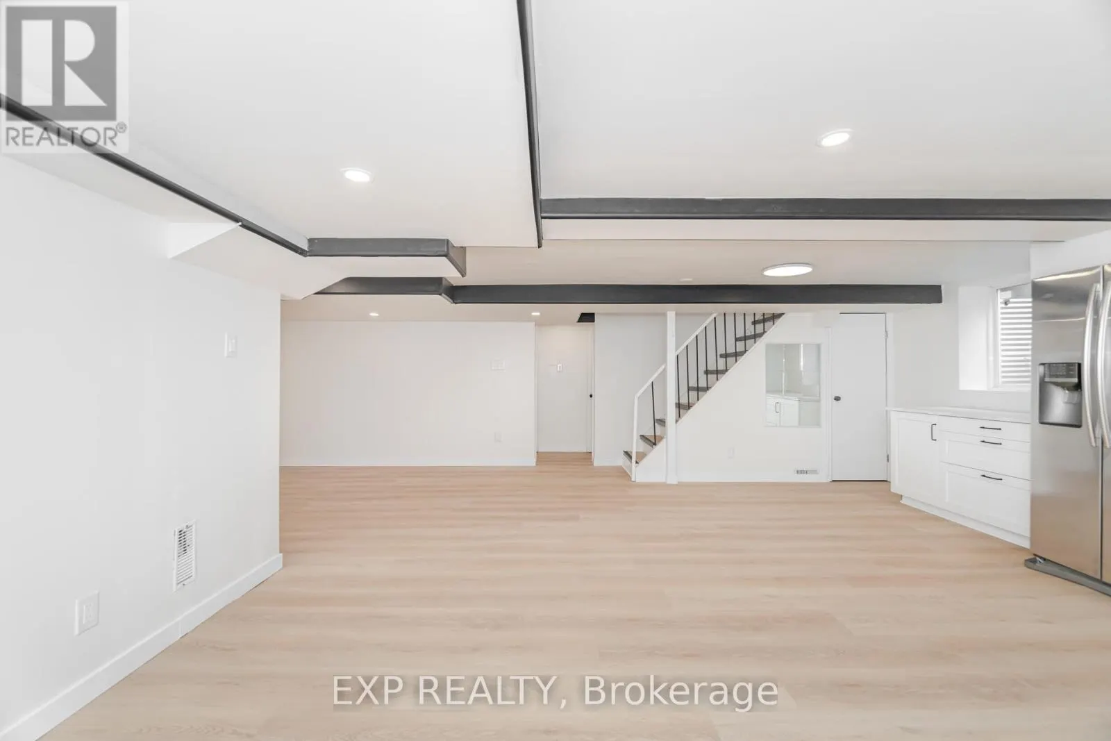 LOWER - 214 FOREST HILL DRIVE