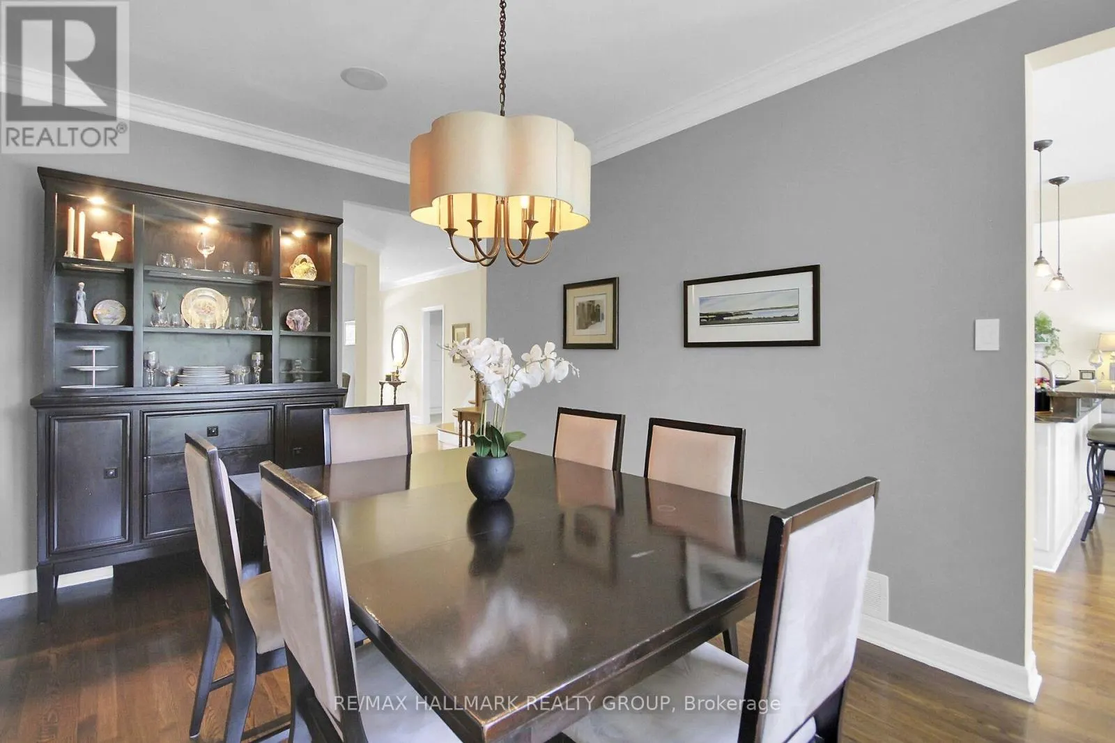 30 OAKBRIAR CRESCENT