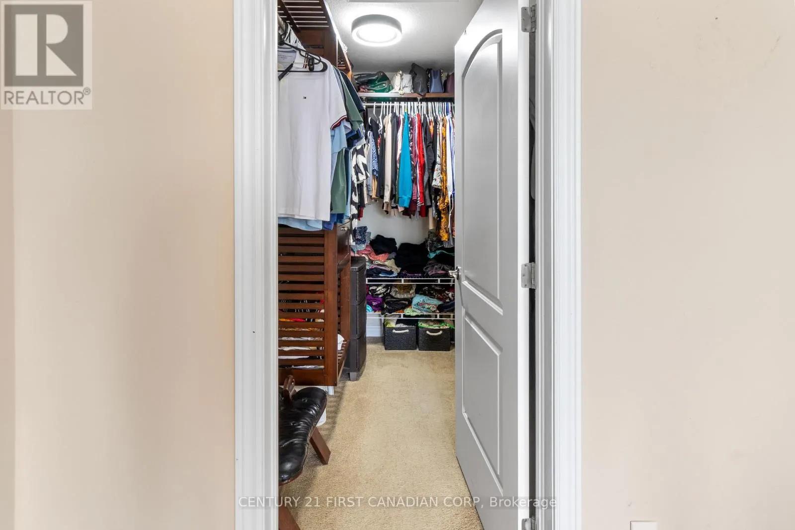10 - 515 SKYLINE AVENUE, #10
