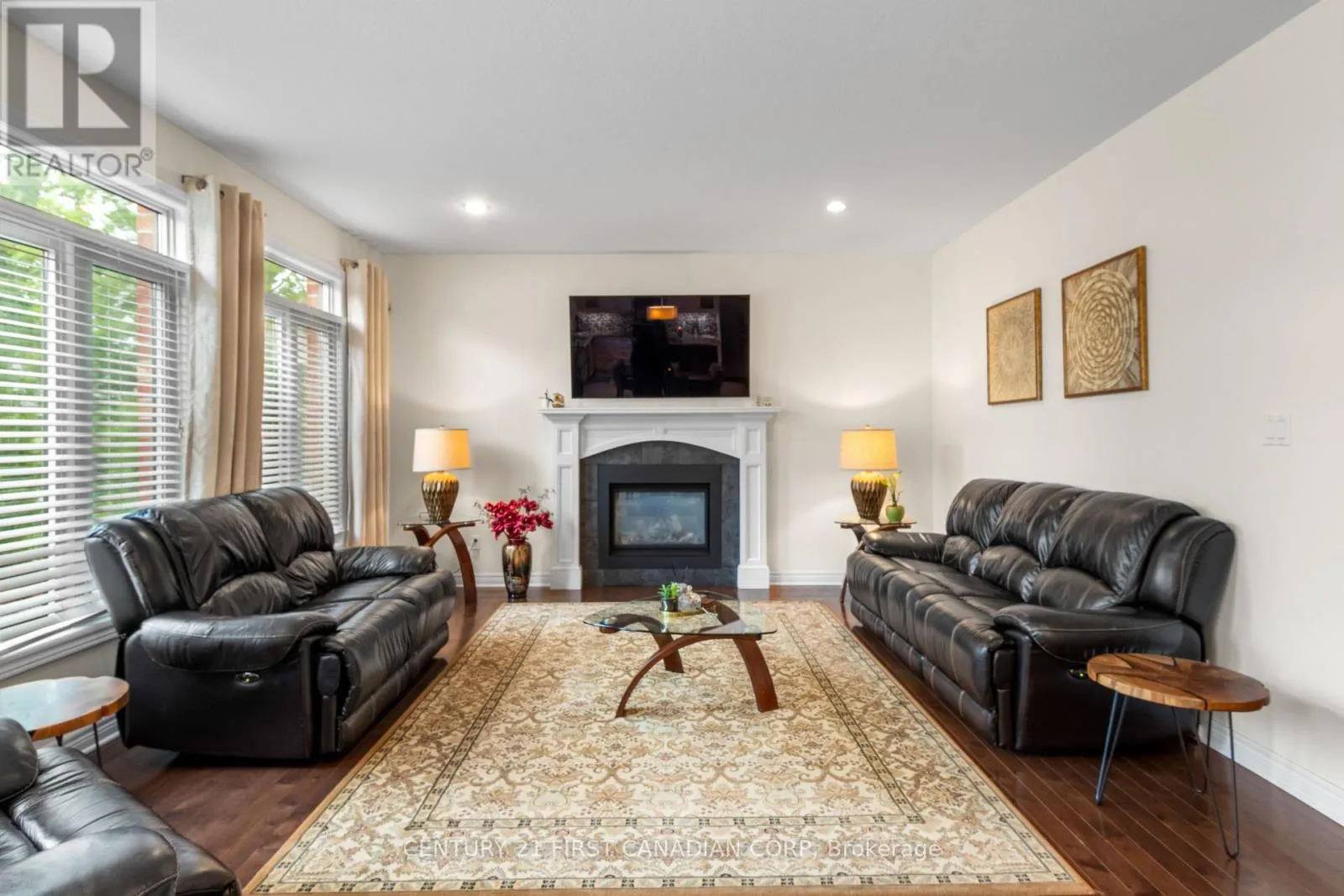 10 - 515 SKYLINE AVENUE, #10