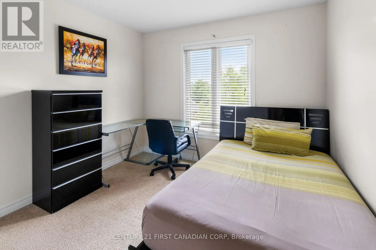 10 - 515 SKYLINE AVENUE, #10